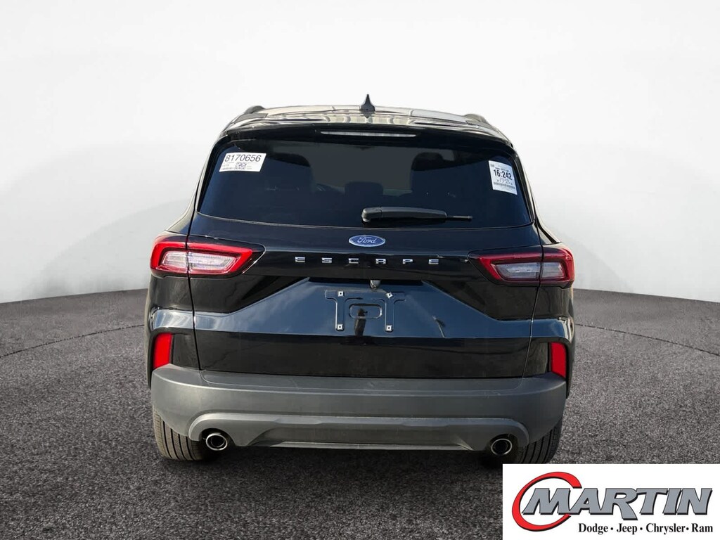Used 2025 Ford Escape ST-Line FWD