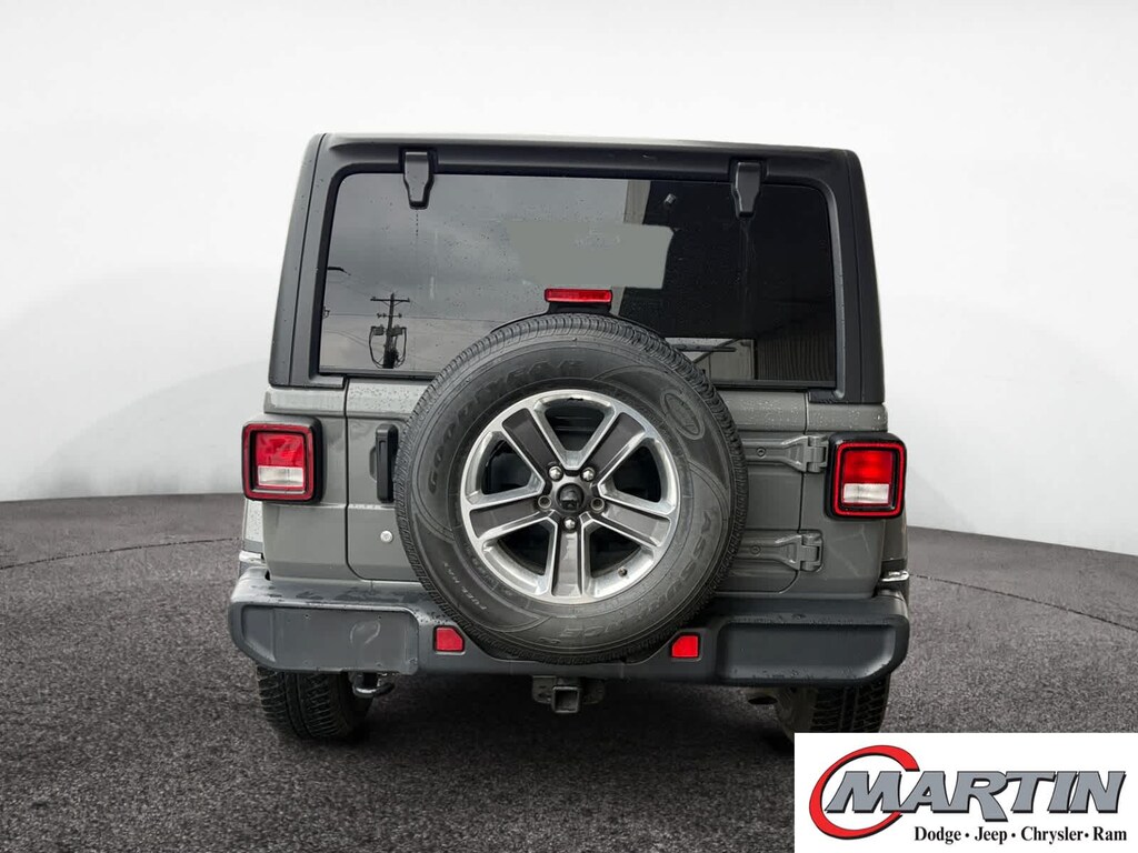 Used 2020 Jeep Wrangler Unlimited Sahara 4x4
