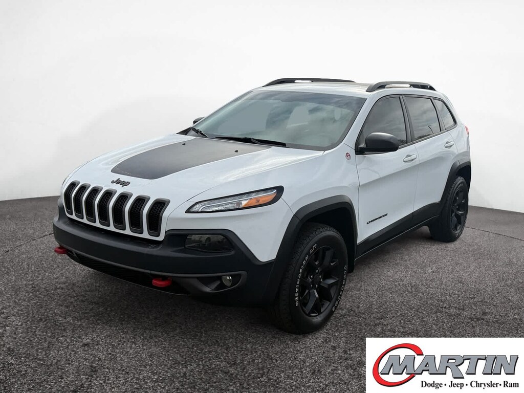 Used 2017 Jeep Cherokee Trailhawk 4x4