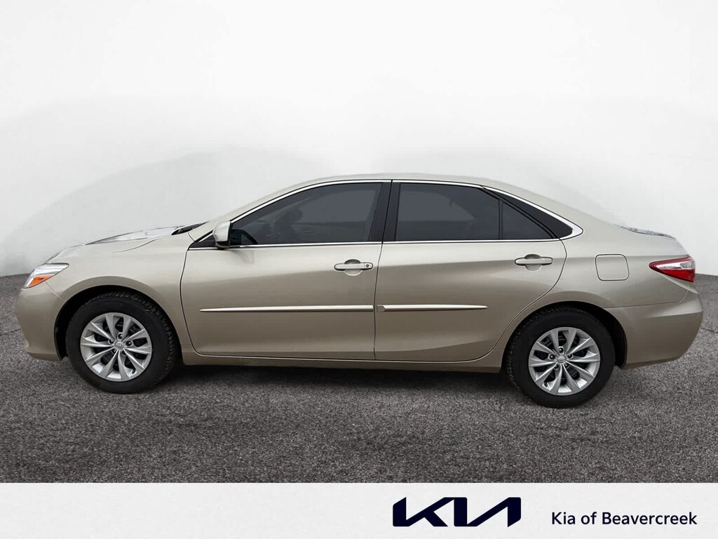 Used 2017 Toyota Camry LE Auto (Natl)