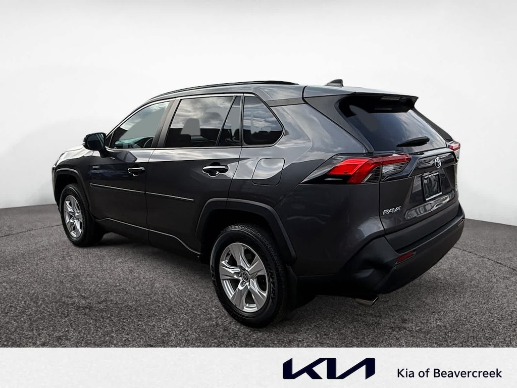 Used 2021 Toyota RAV4 XLE AWD (GS)