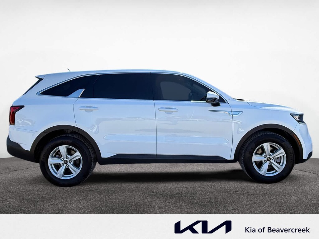 Used 2023 Kia Sorento LX FWD