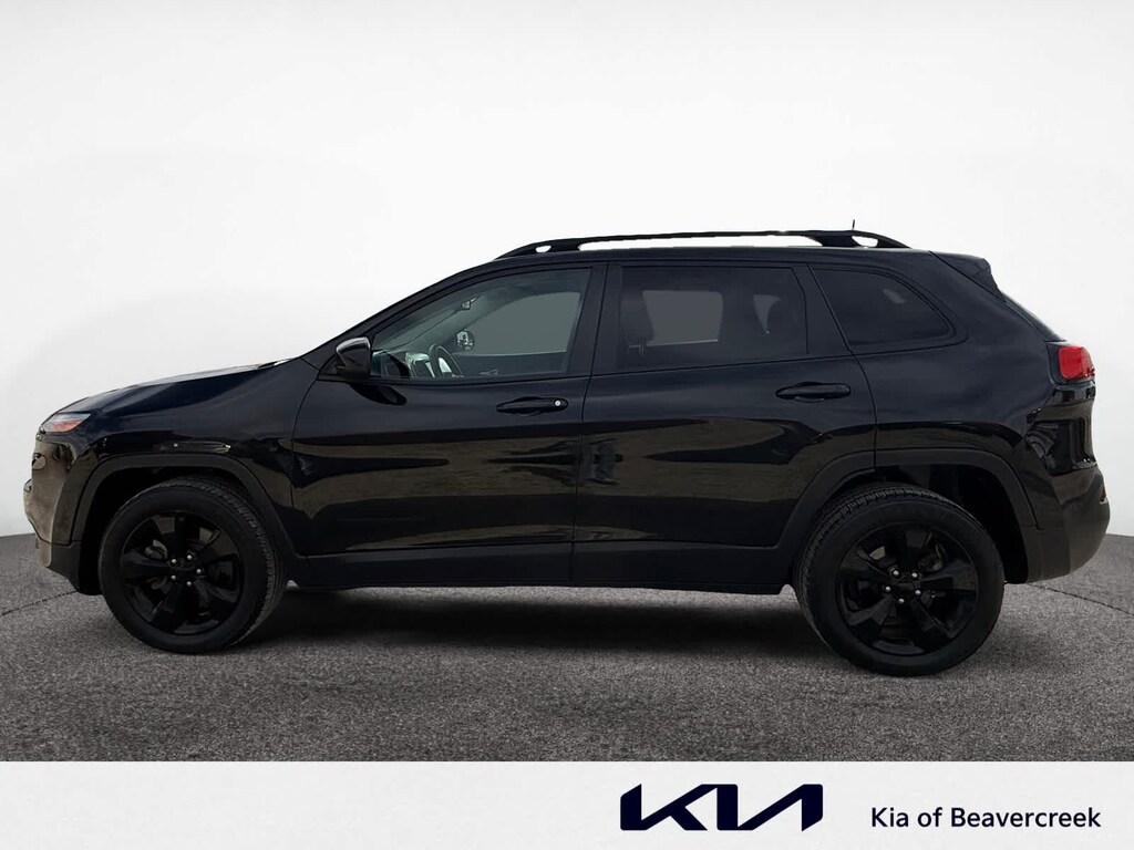 Used 2016 Jeep Cherokee Altitude FWD