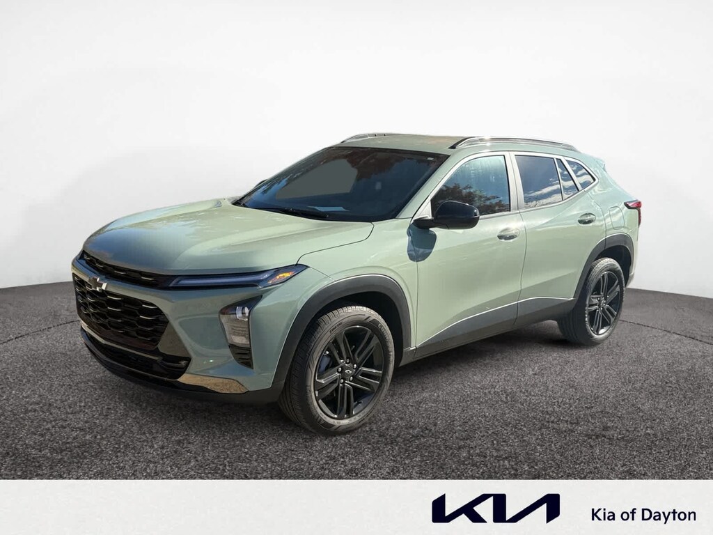 Used 2025 Chevrolet Trax Activ FWD