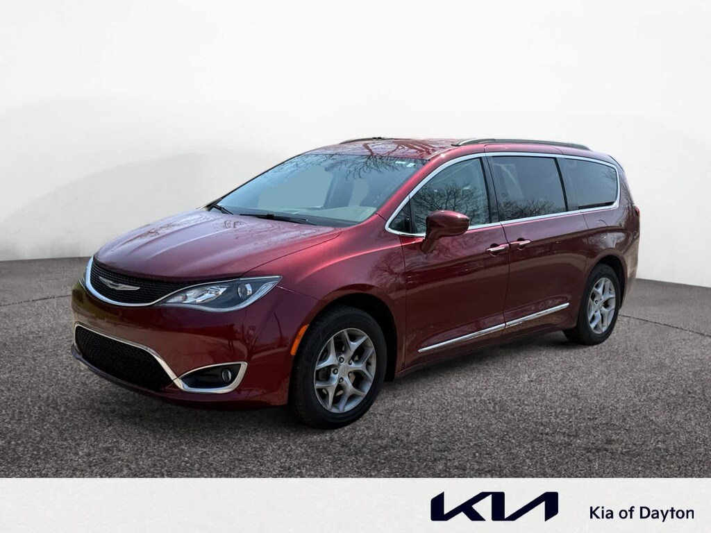 Used 2017 Chrysler Pacifica Touring-L FWD