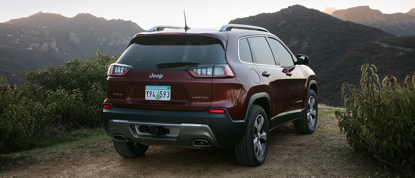 2020 Jeep Cherokee rearview exterior view