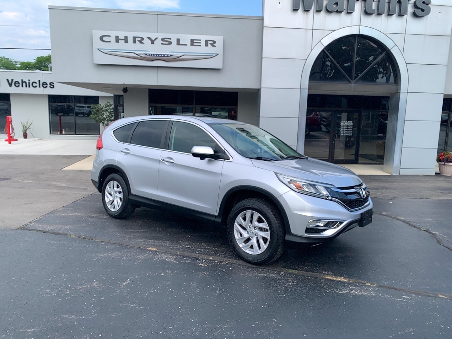 Used 2016 Honda CR-V EX with VIN 2HKRM4H50GH656666 for sale in Union Grove, WI