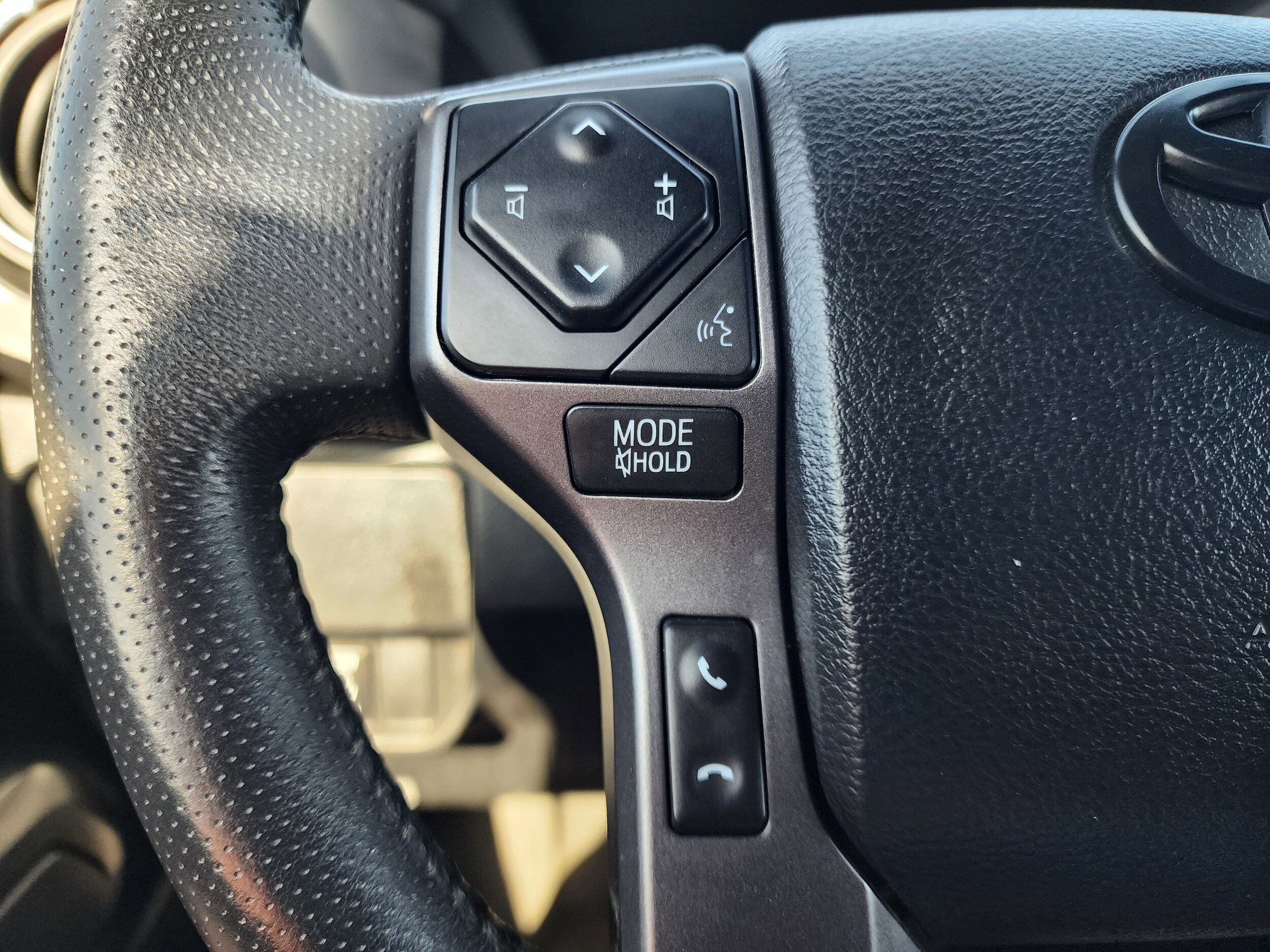 2022 Toyota Tacoma TRD Sport - Photo 20
