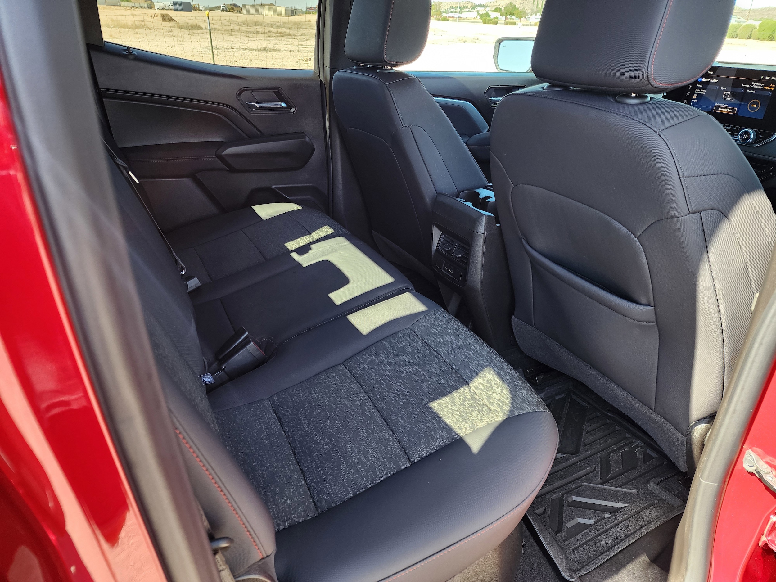 2026 Chevrolet Colorado Z71 - Photo 16