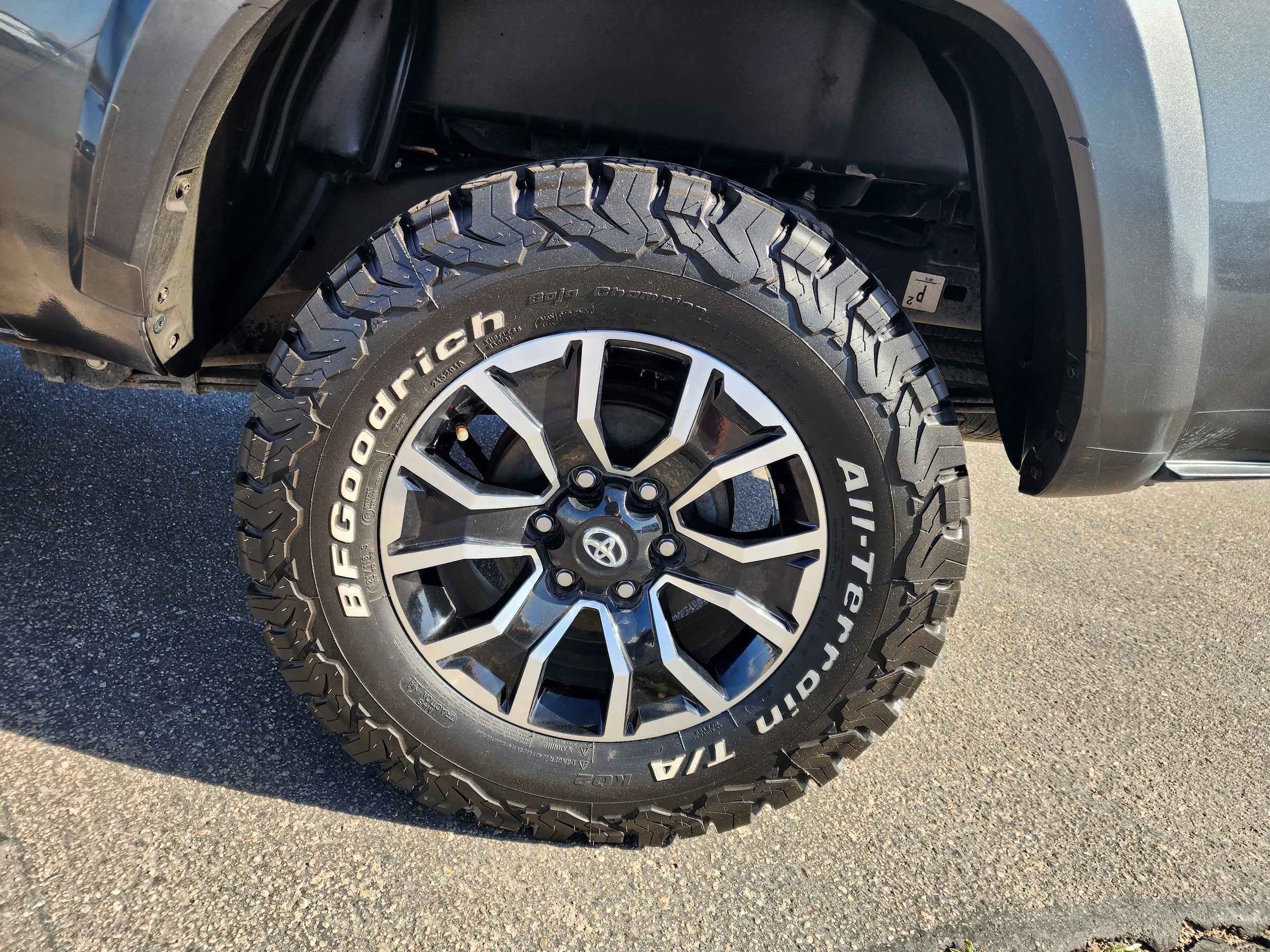 2022 Toyota Tacoma TRD Sport - Photo 10