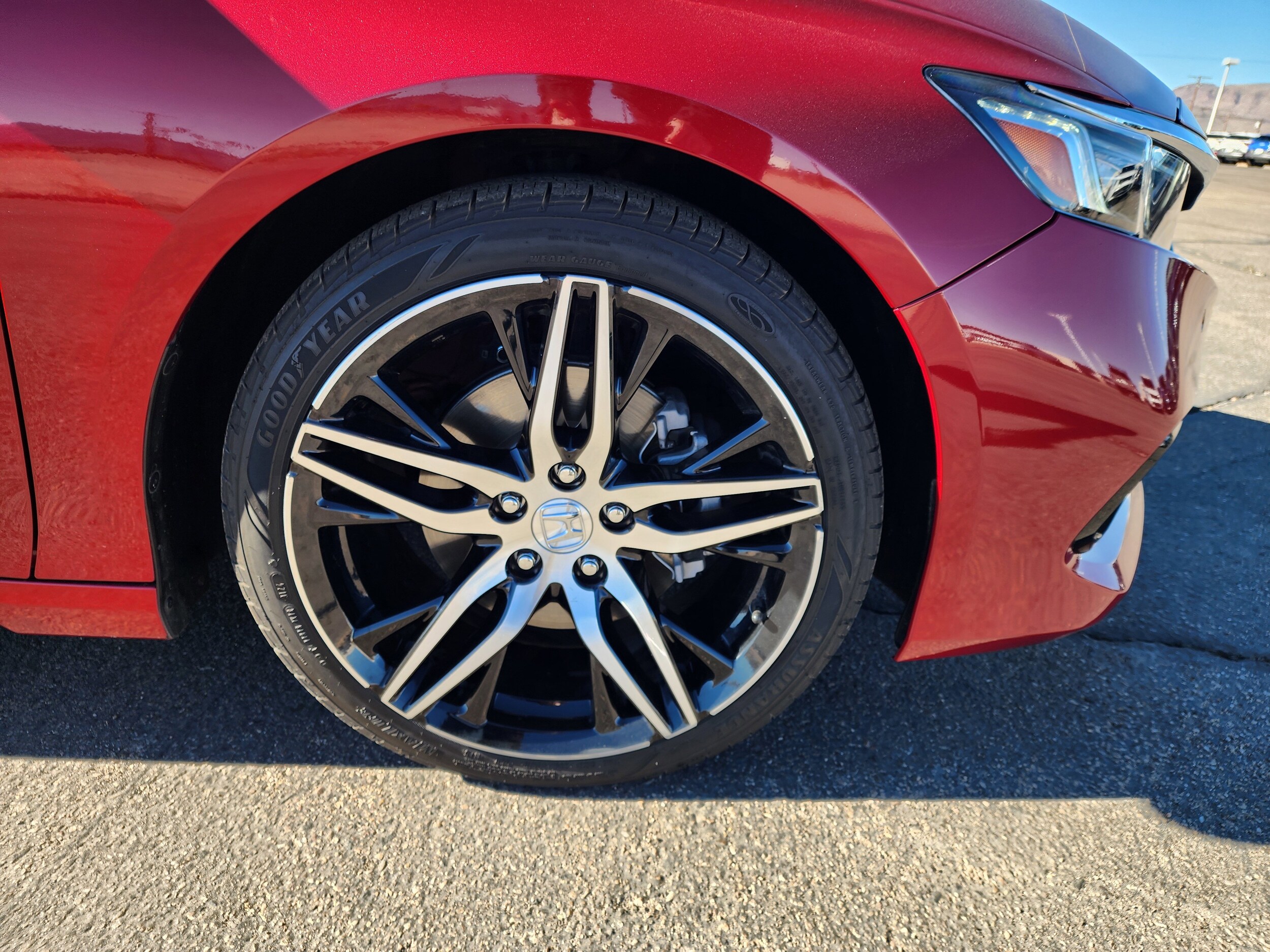 2022 Honda Accord Hybrid Touring - Photo 10