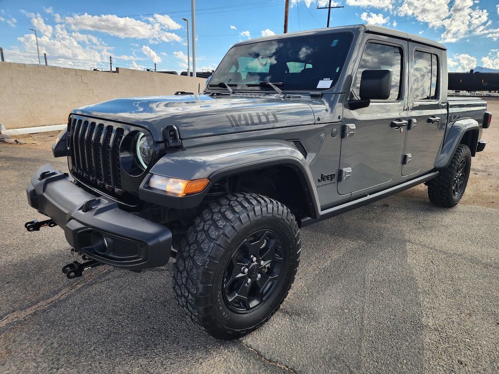 2023 Jeep Gladiator Willys photo 3