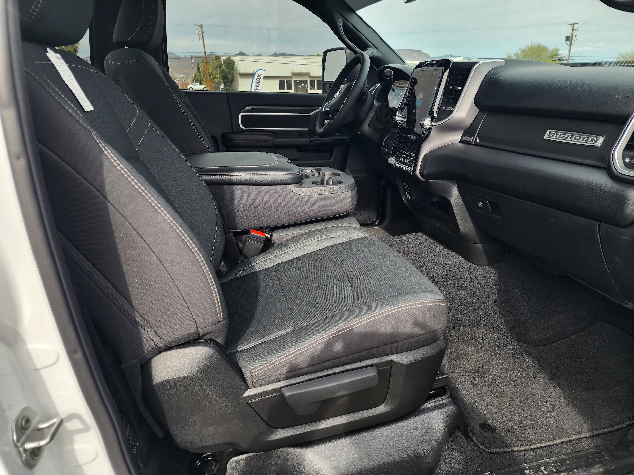 2026 RAM 3500 Big Horn - Photo 9