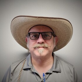 Staff member Chris Murawski from ID_7ad1168f5e28
