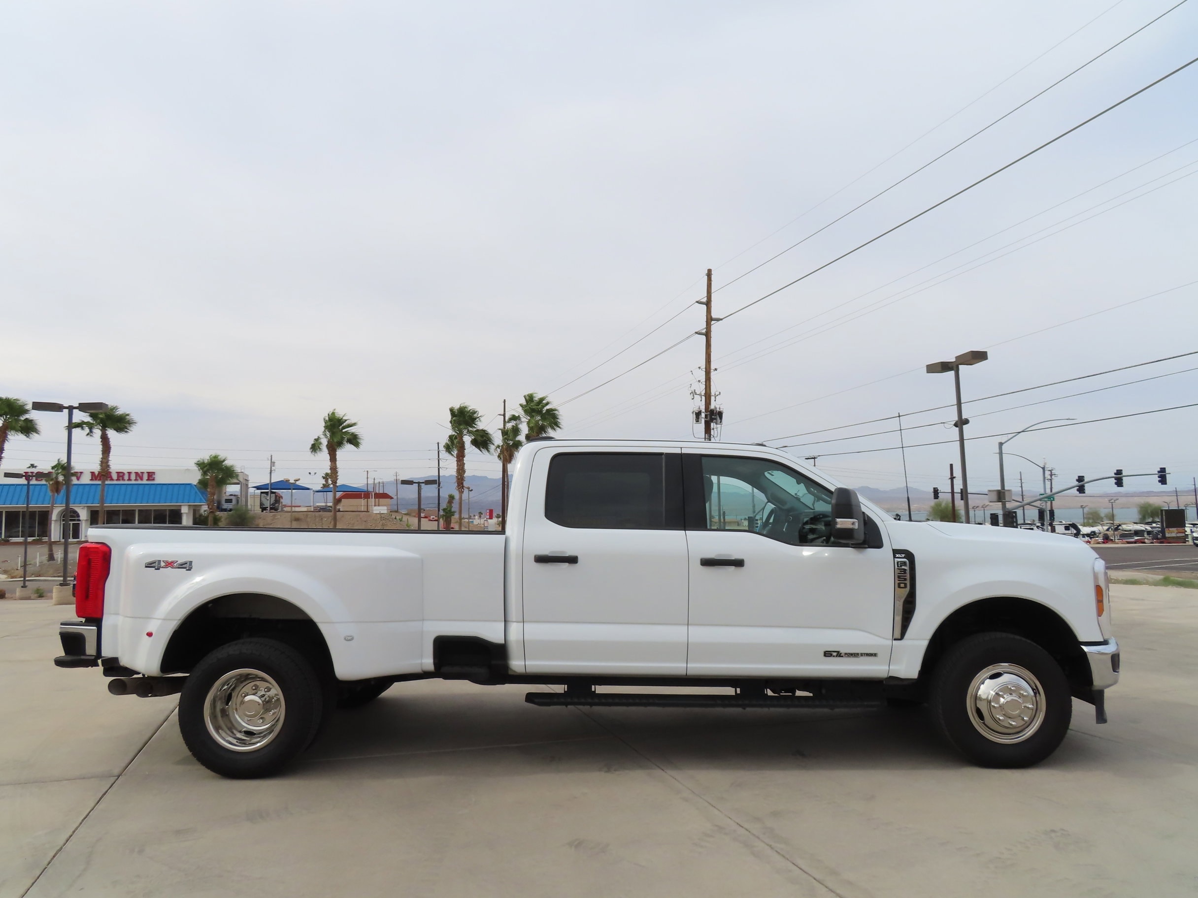 2026 Ford F-350 Super Duty XLT - Photo 9
