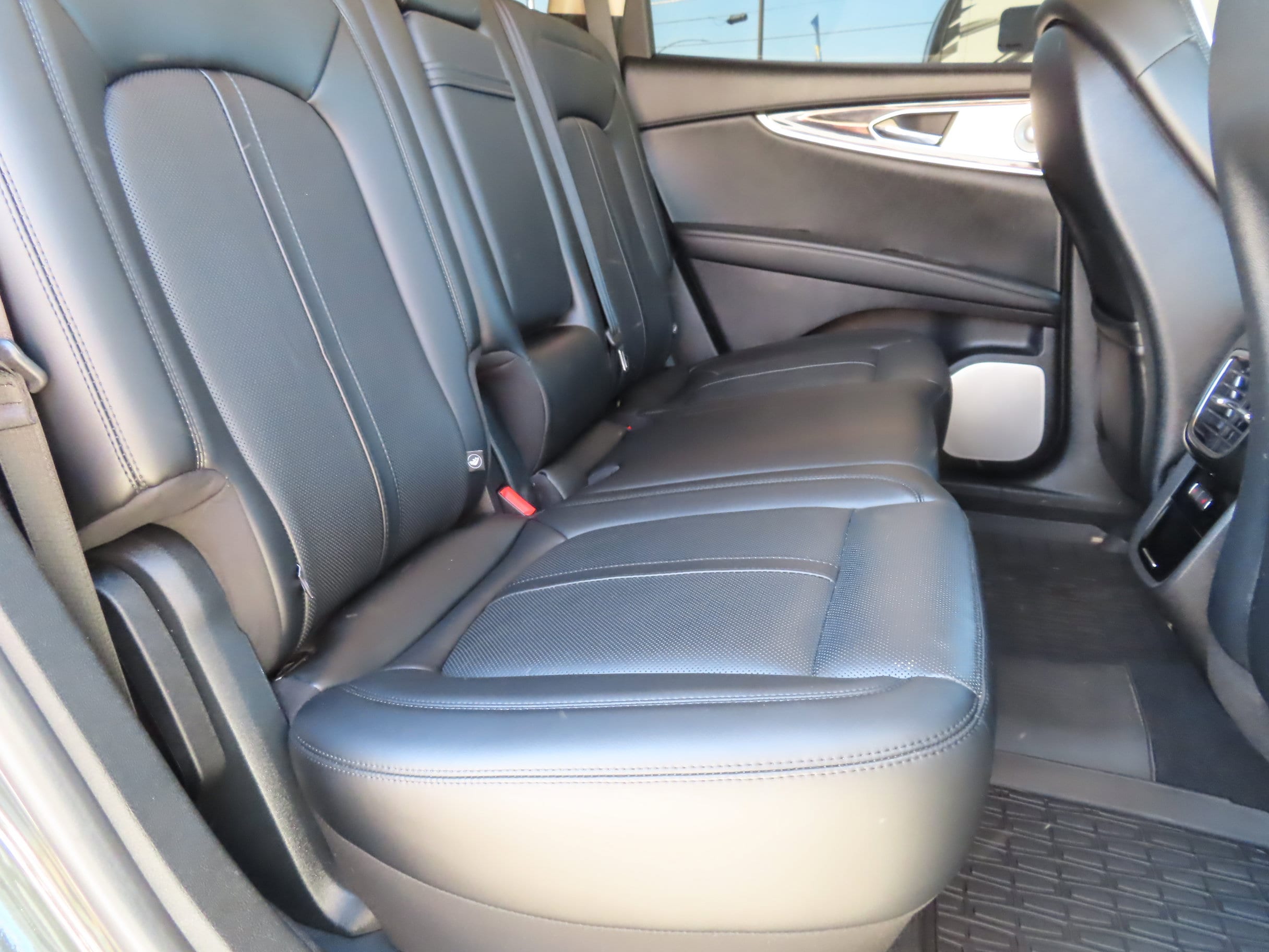 2022 Lincoln Nautilus Reserve - Photo 17