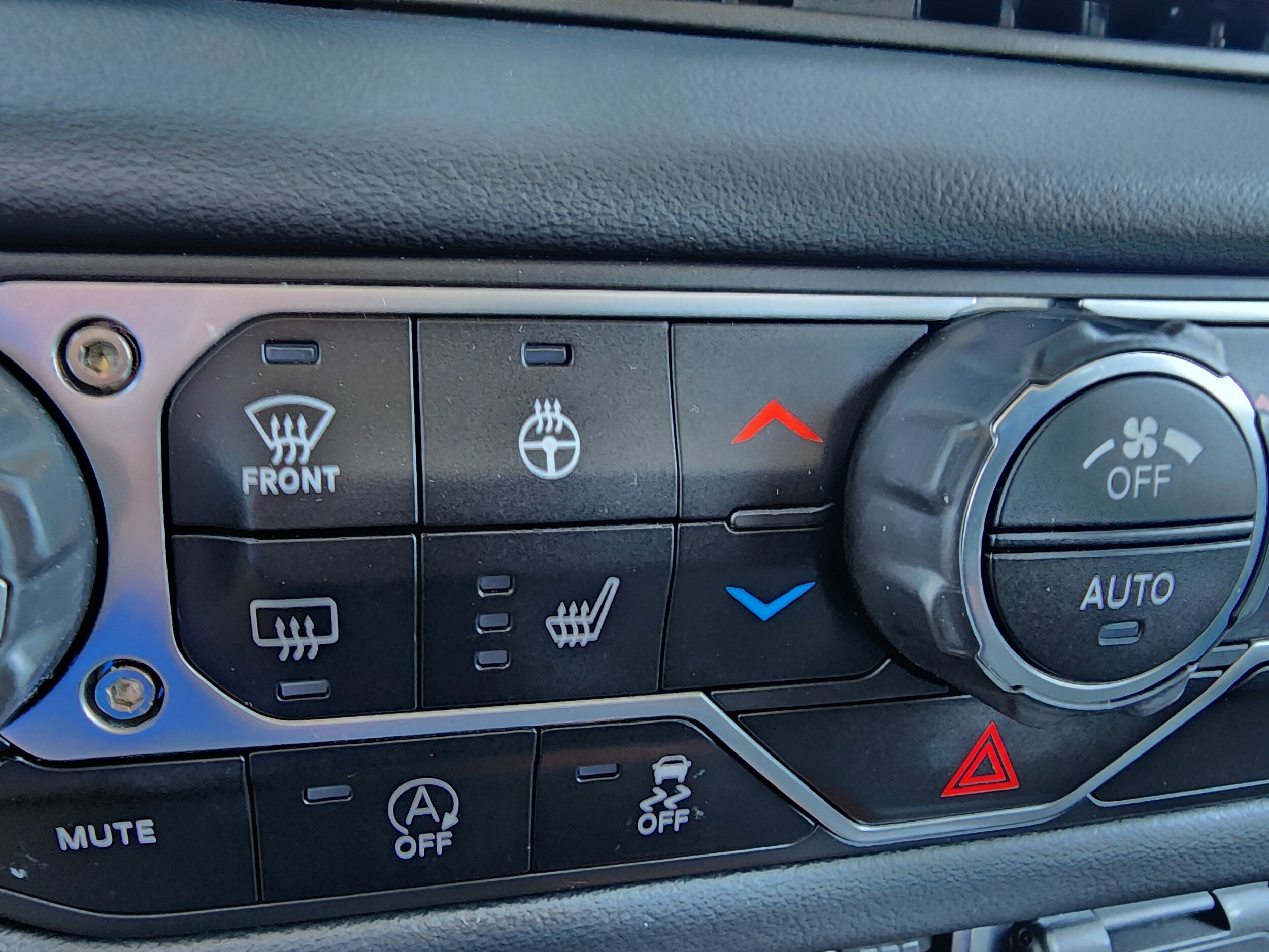 2024 Jeep Wrangler 4-Door Sahara - Photo 27