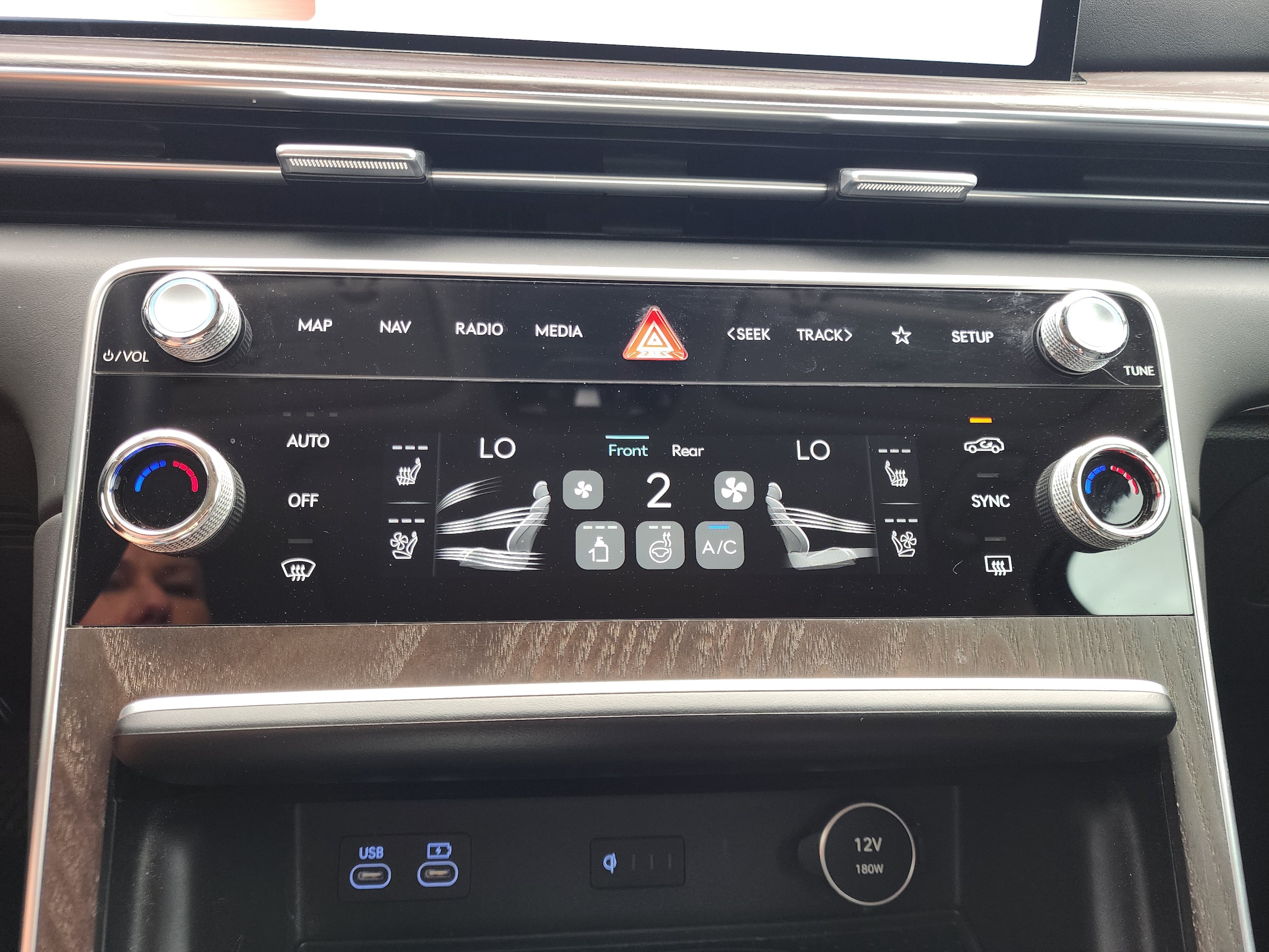2025 GENESIS GV80 Prestige - Photo 26