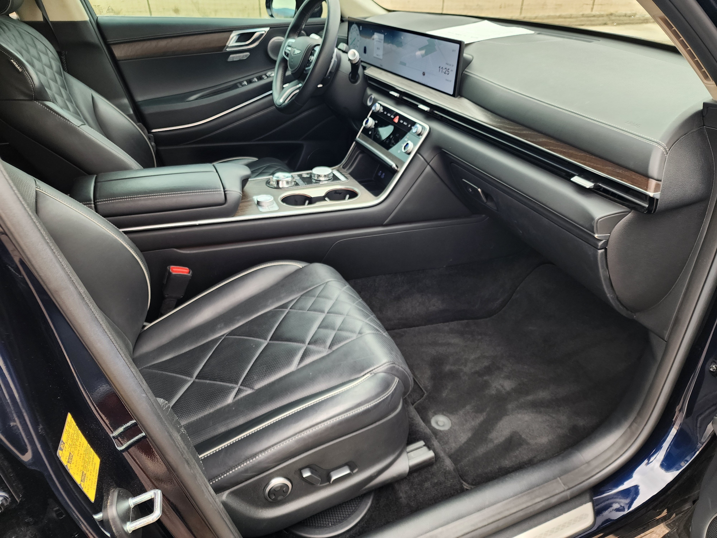 2025 GENESIS GV80 Prestige - Photo 13