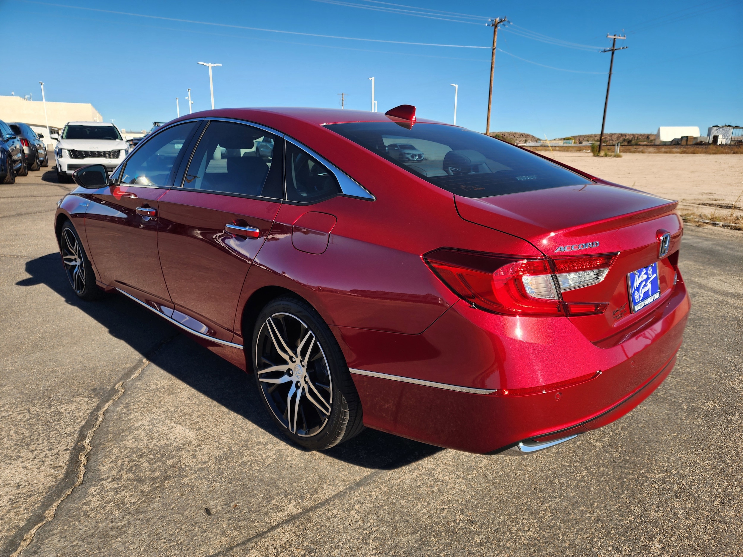 2022 Honda Accord Hybrid Touring - Photo 6