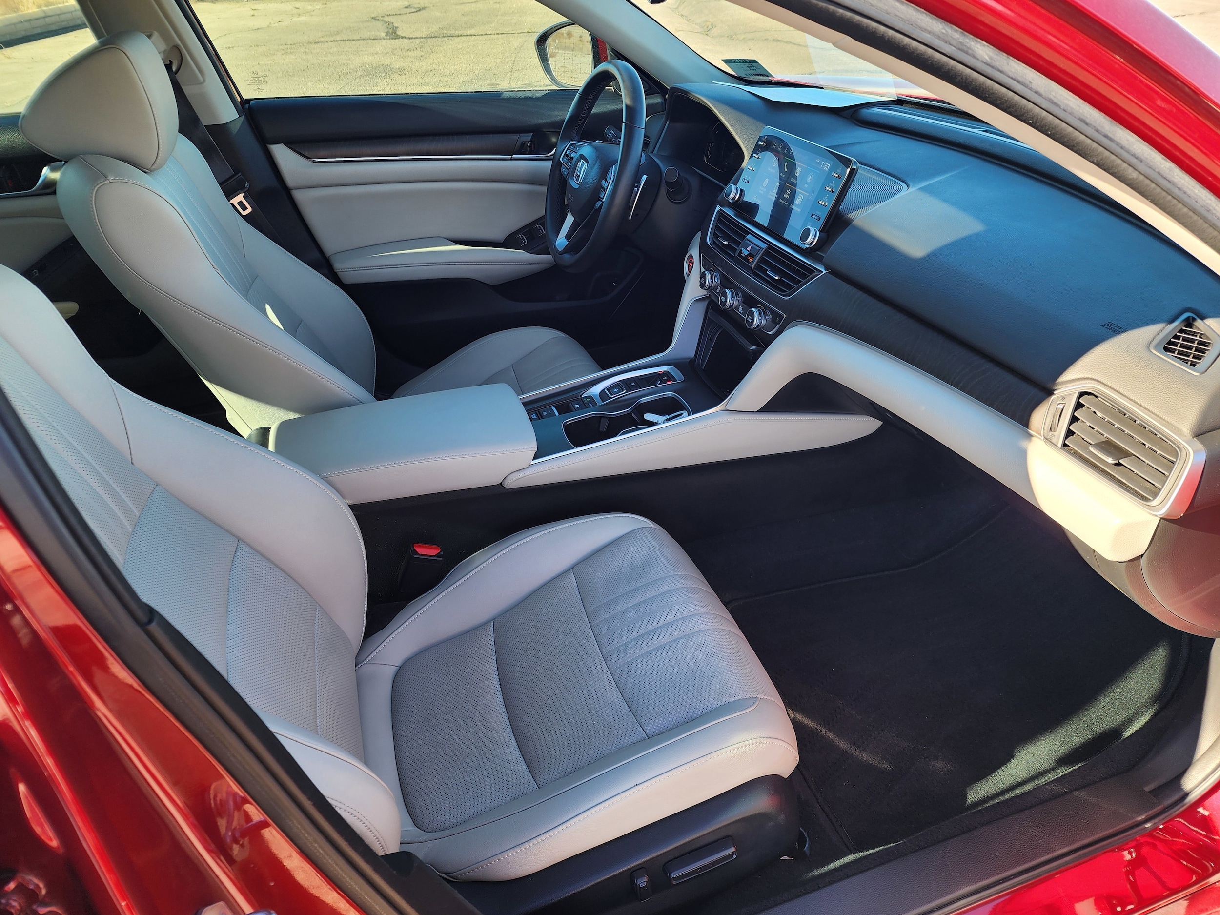 2022 Honda Accord Hybrid Touring - Photo 13