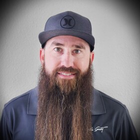 Staff member Brent Mason from ID_68e10b11edd9