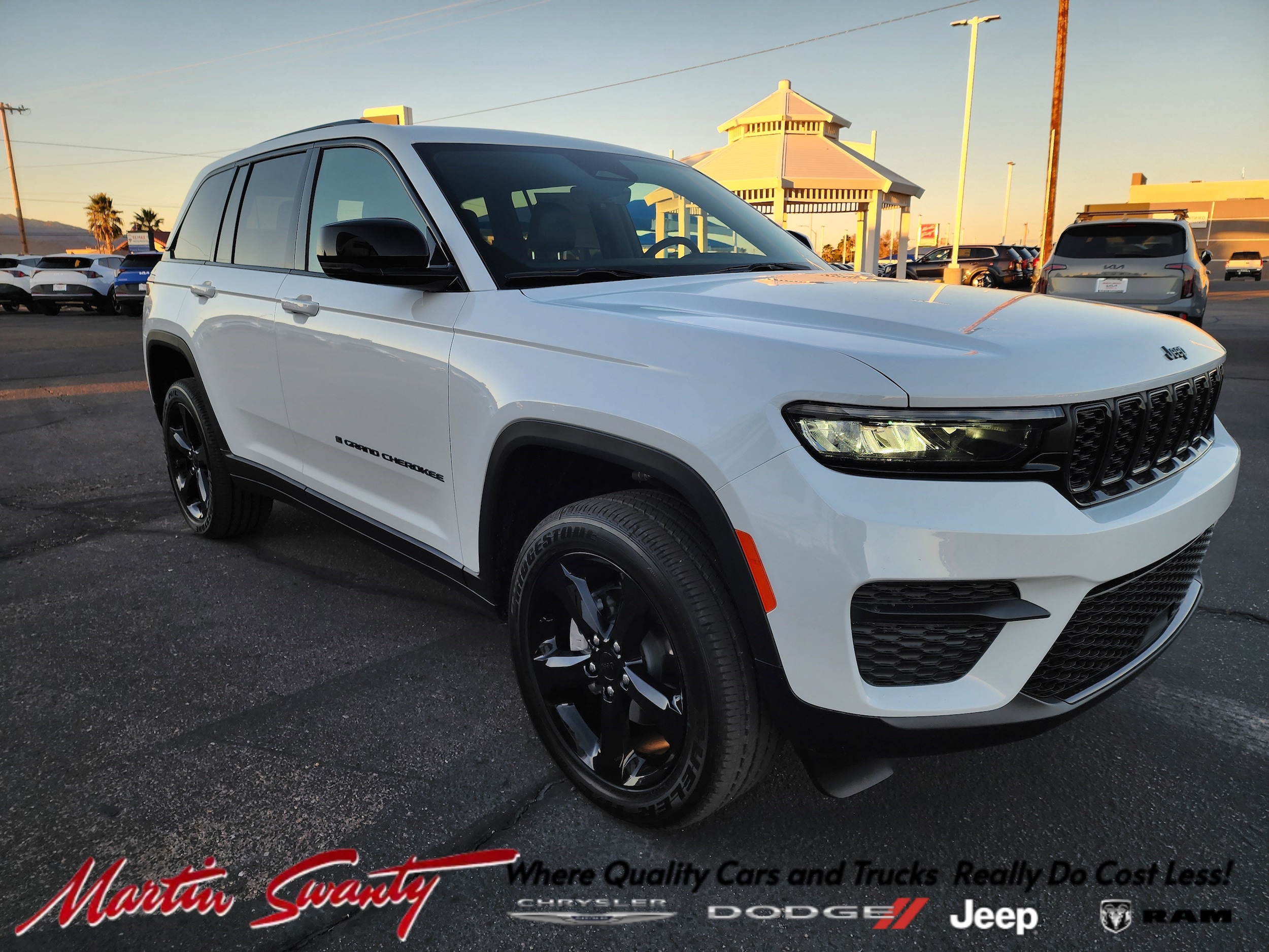 2025 Jeep Grand Cherokee Altitude's photo