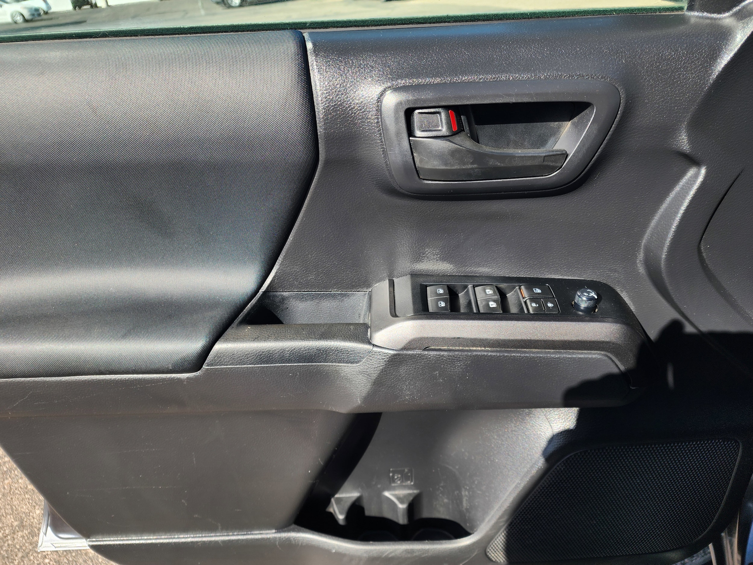 2022 Toyota Tacoma TRD Sport - Photo 19
