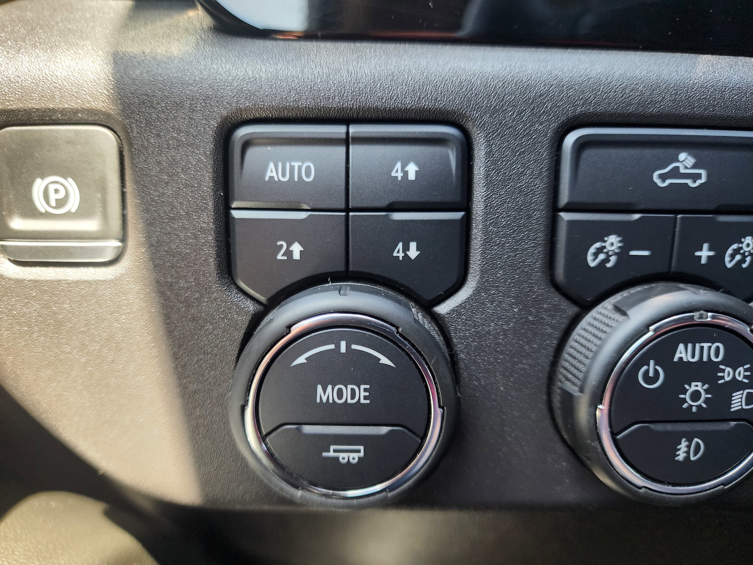 2024 Chevrolet Silverado 1500 LT Trail Boss - Photo 30