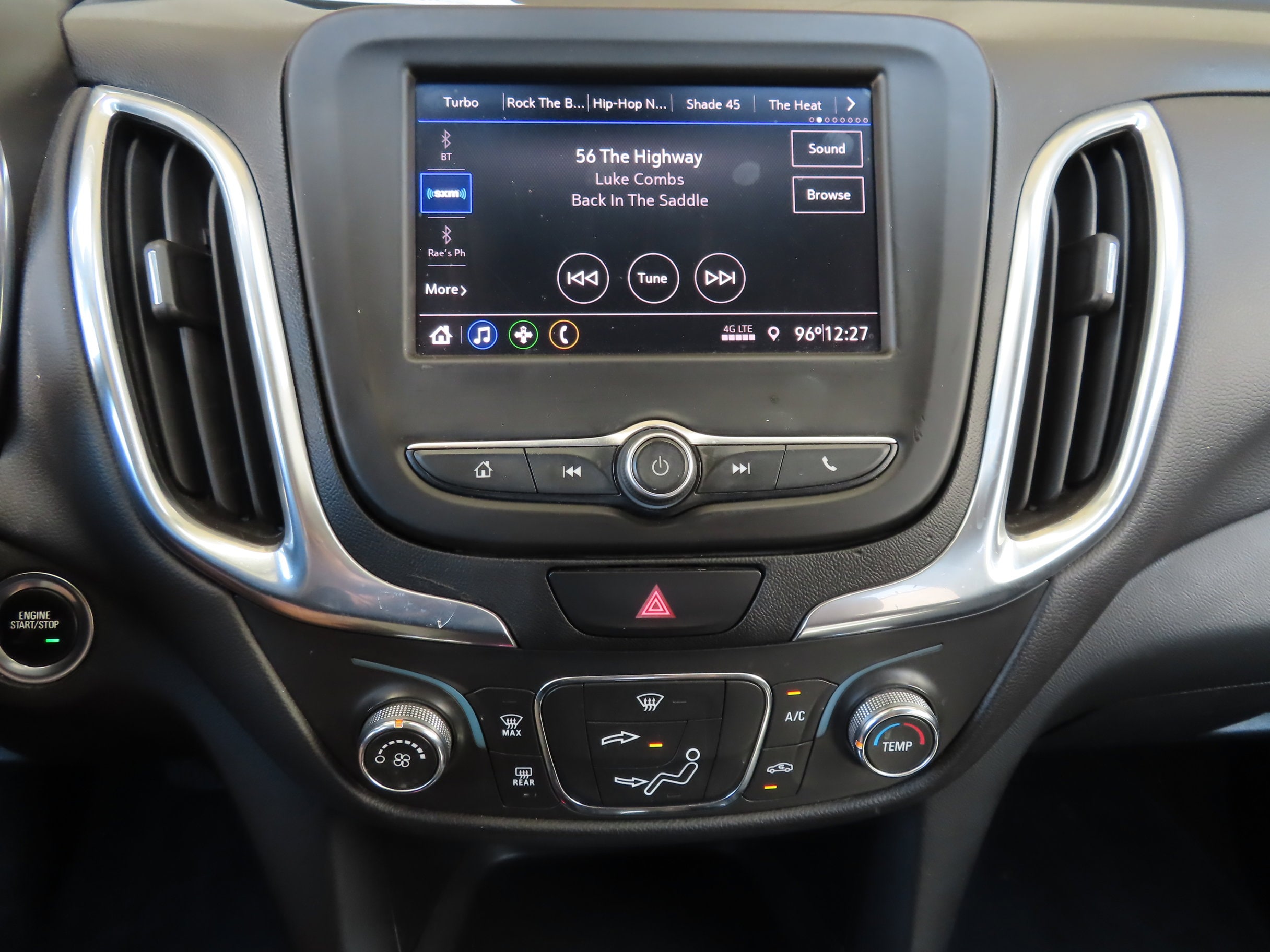 2021 Chevrolet Equinox LT - Photo 22