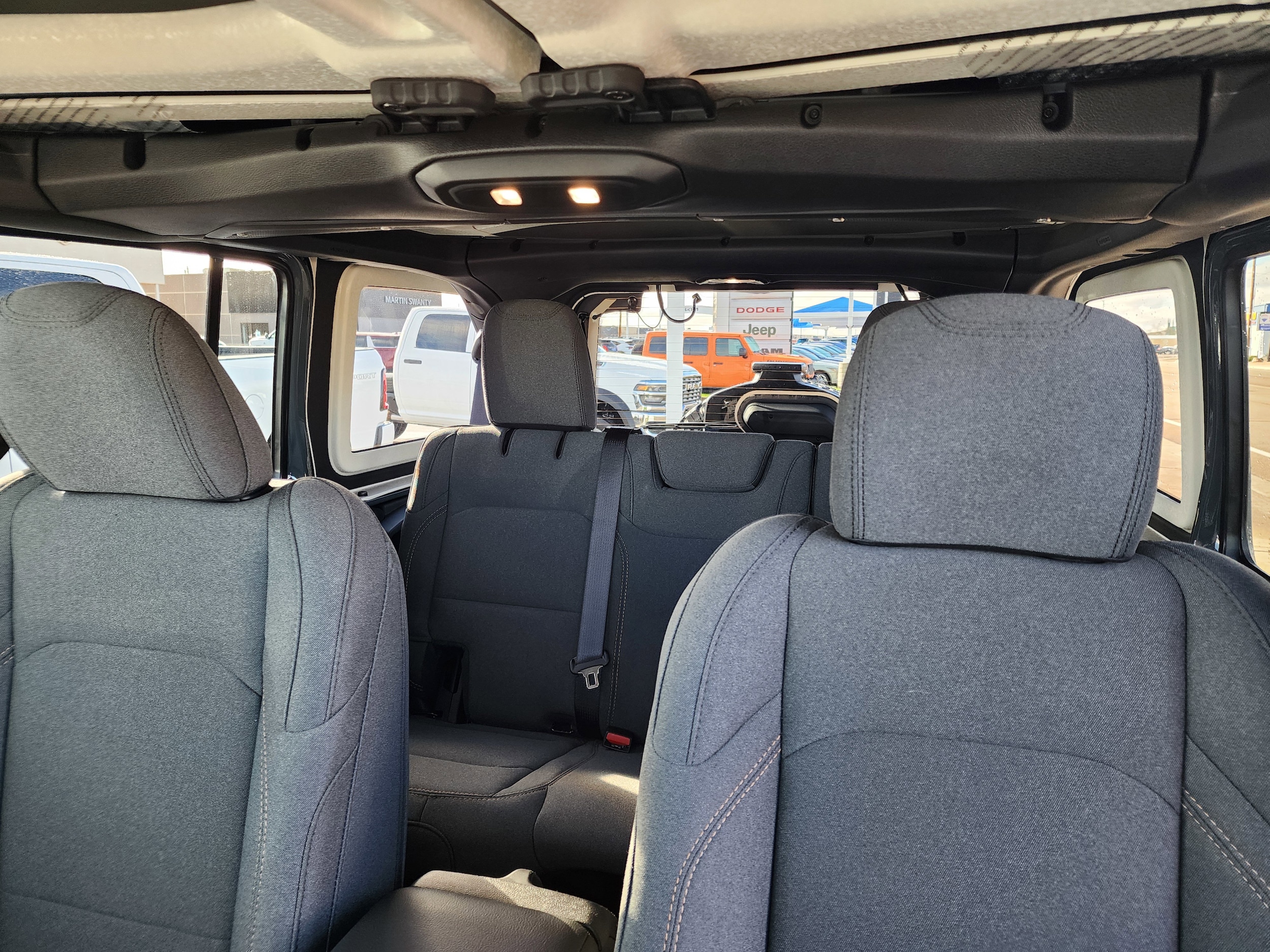 2026 Jeep Wrangler 4-Door Willys - Photo 12