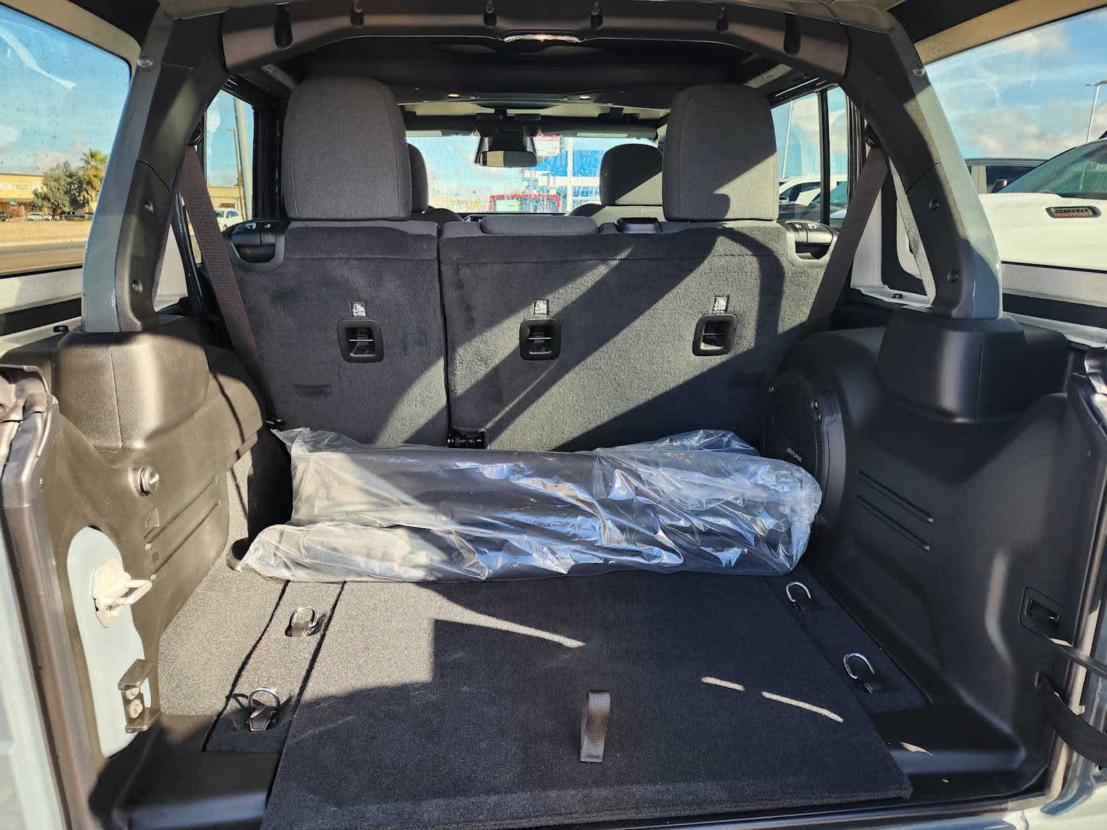 2026 Jeep Wrangler 4-Door Willys - Photo 9