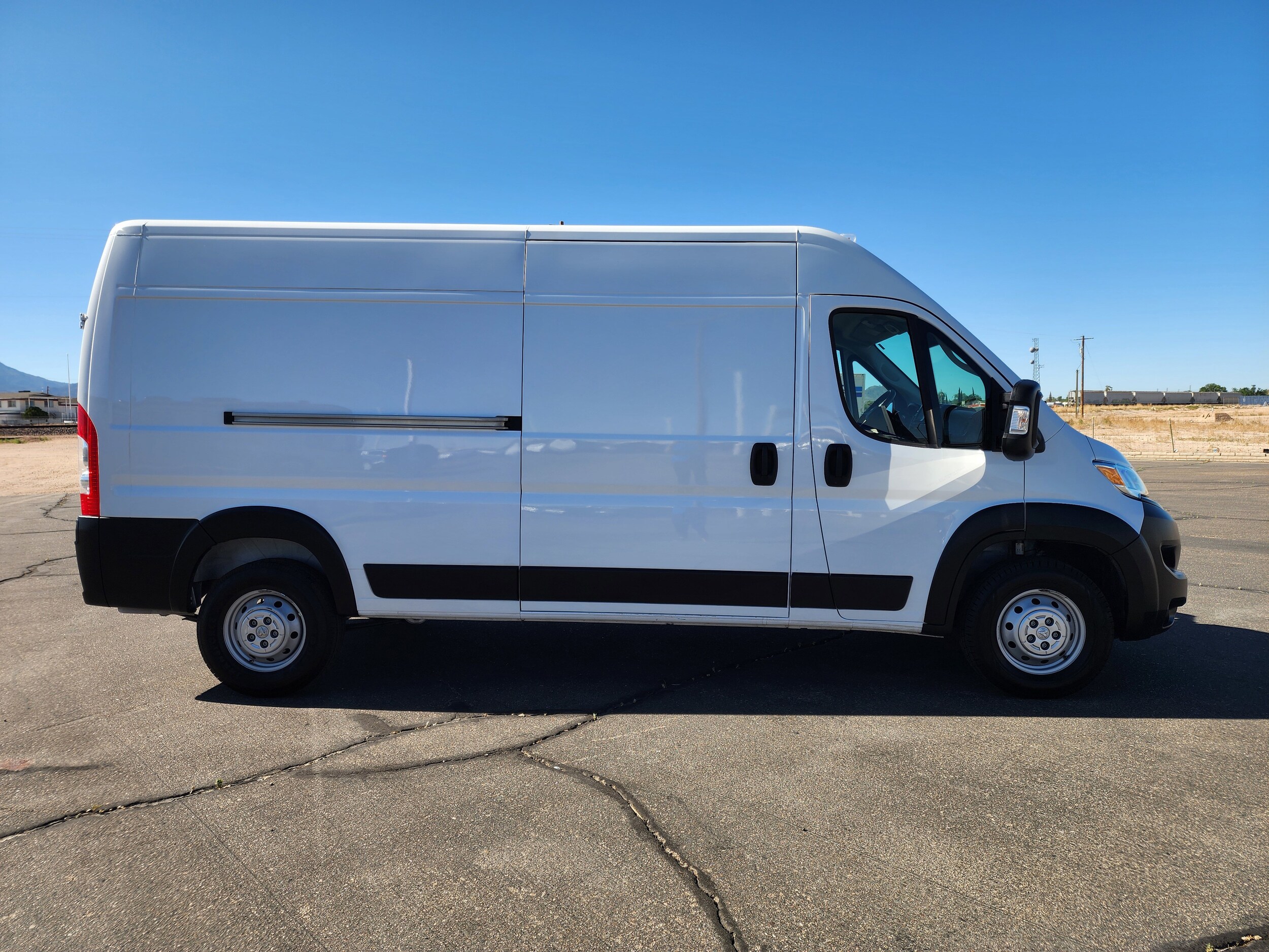 2023 Ram ProMaster 2500 photo 4