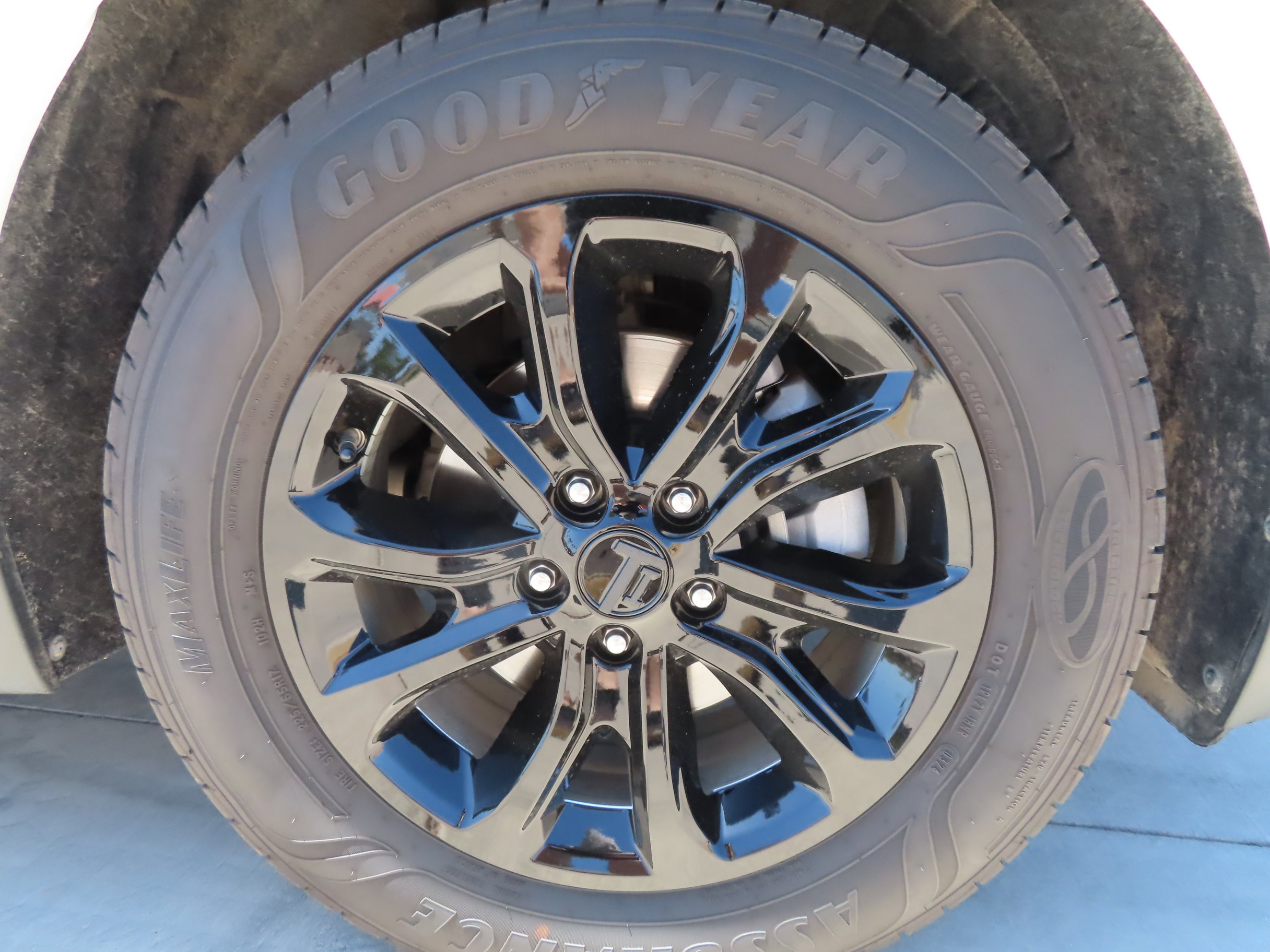 2021 Chevrolet Equinox LT - Photo 11