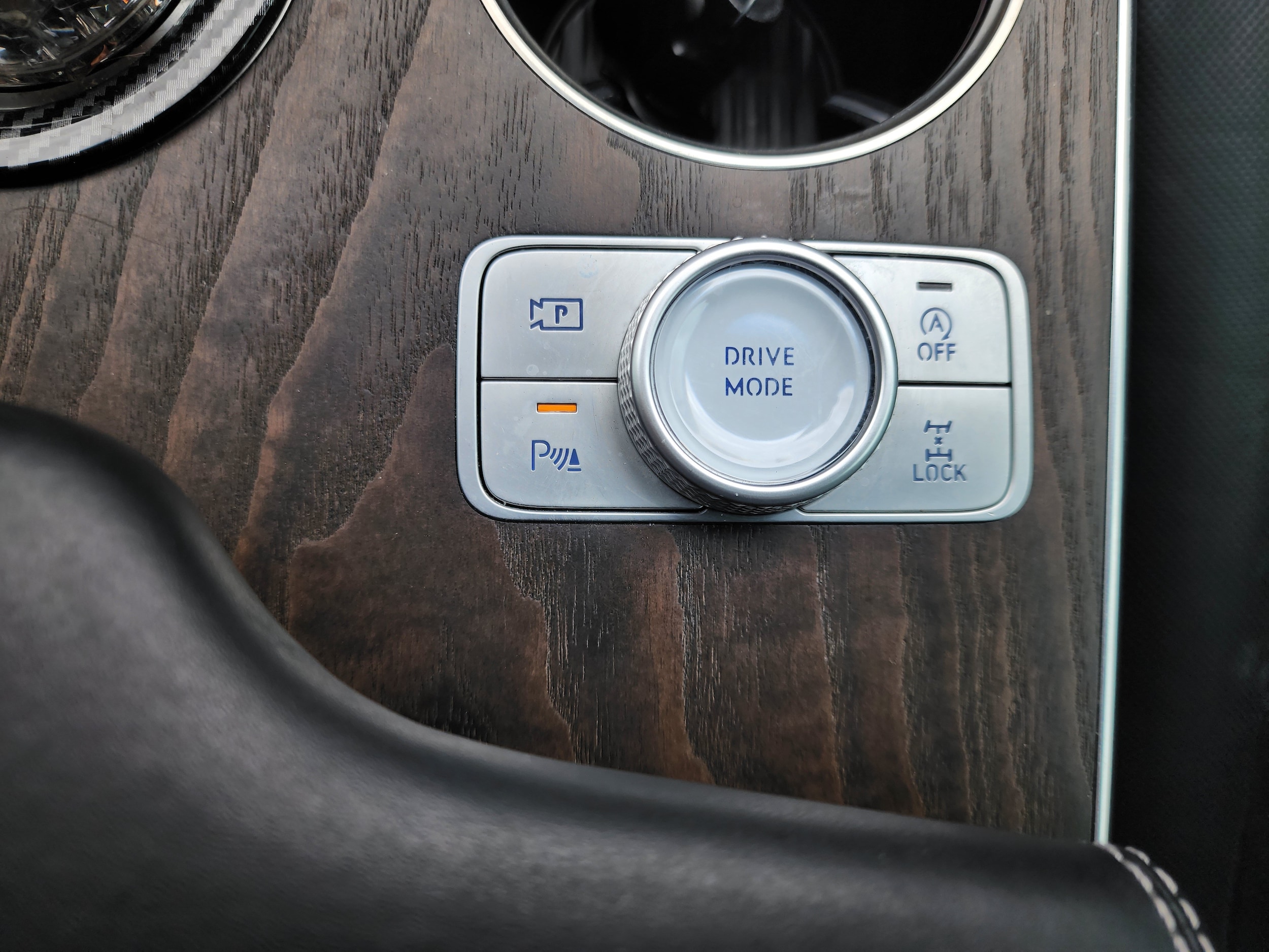 2025 GENESIS GV80 Prestige - Photo 28