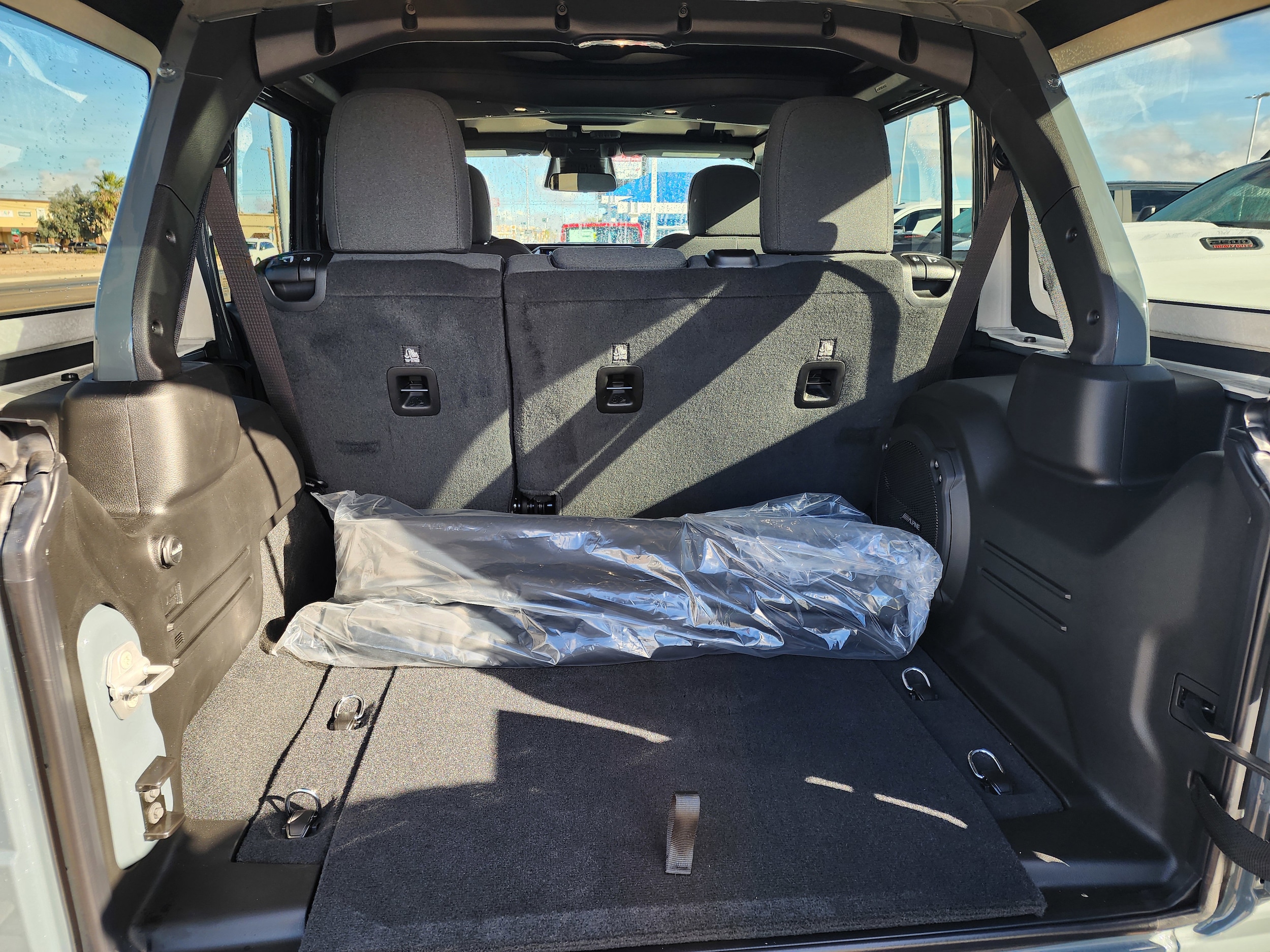 2026 Jeep Wrangler 4-Door Willys - Photo 10