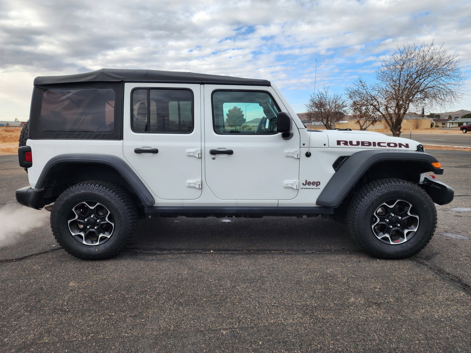 2023 Jeep Wrangler Rubicon photo 4