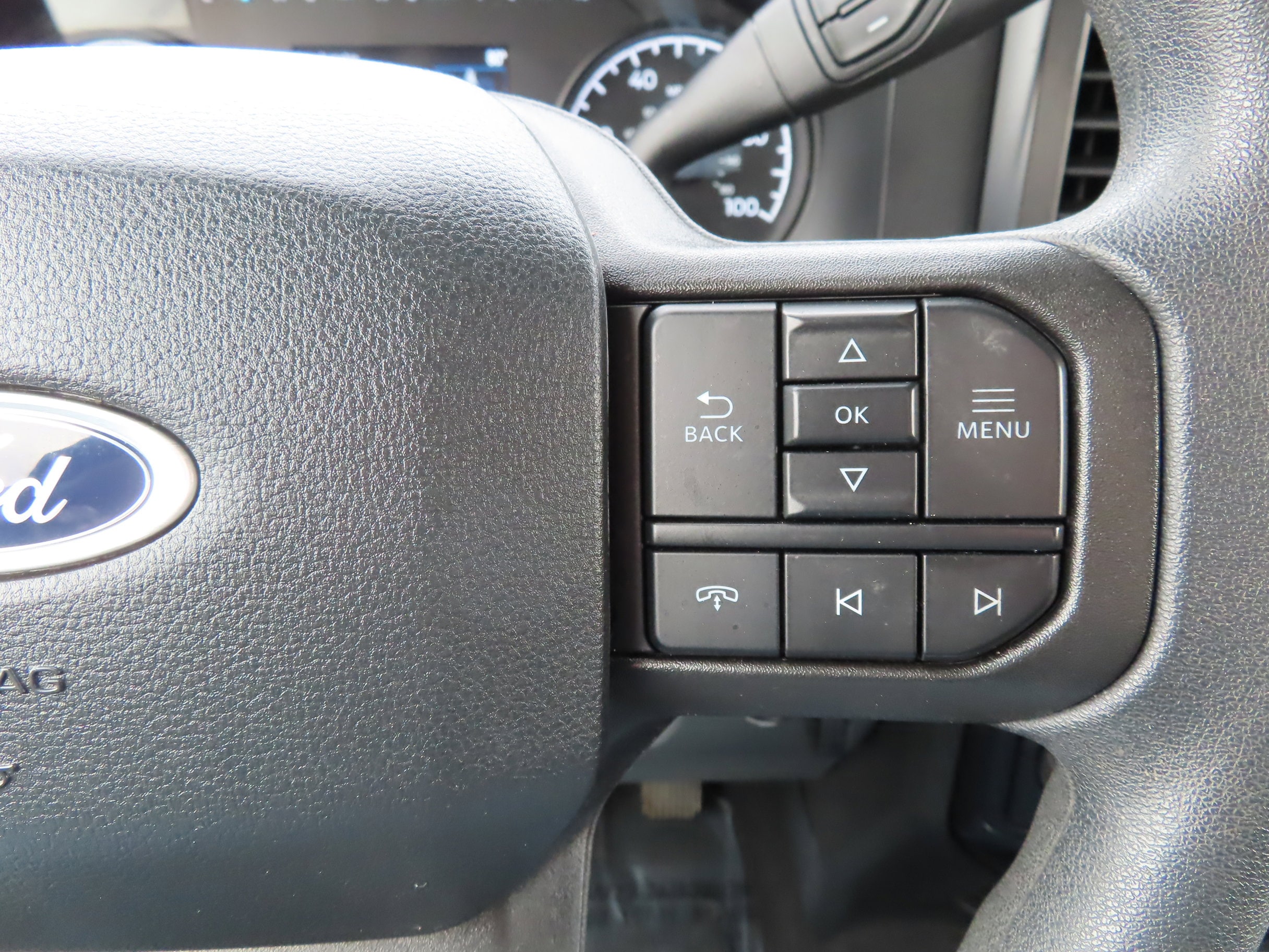 2026 Ford F-350 Super Duty XLT - Photo 19