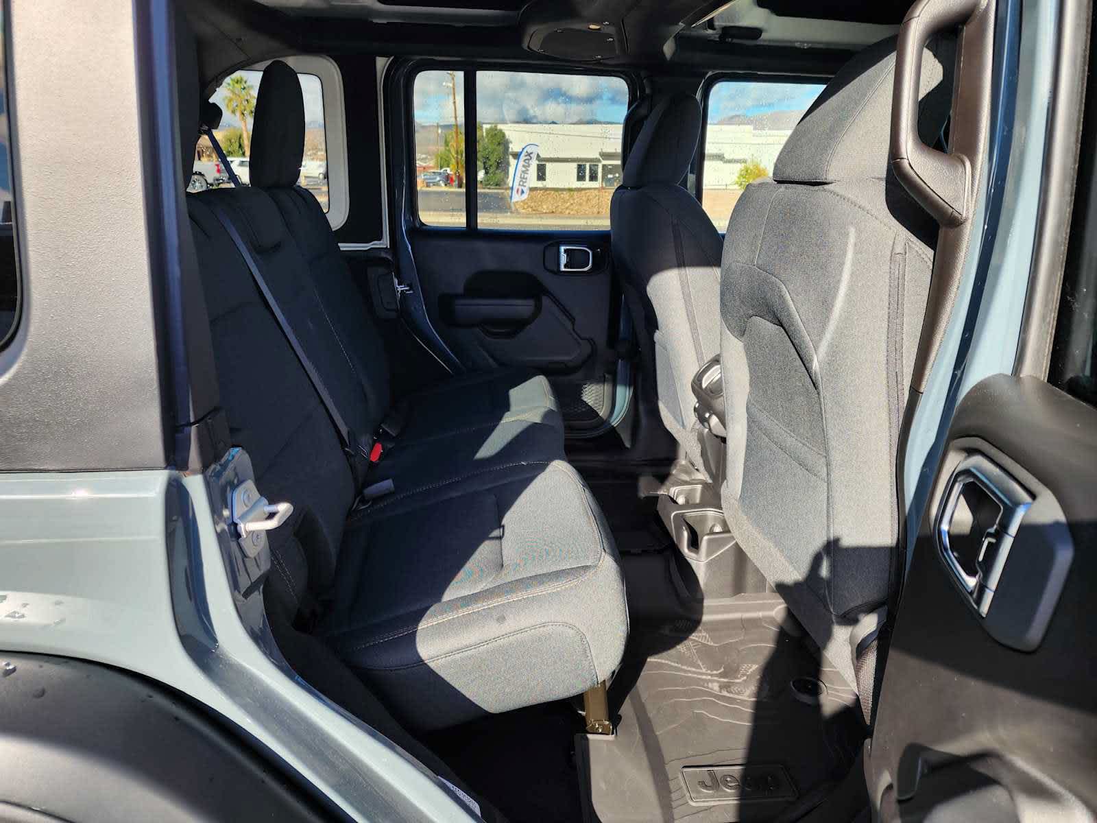 2026 Jeep Wrangler 4-Door Willys - Photo 8