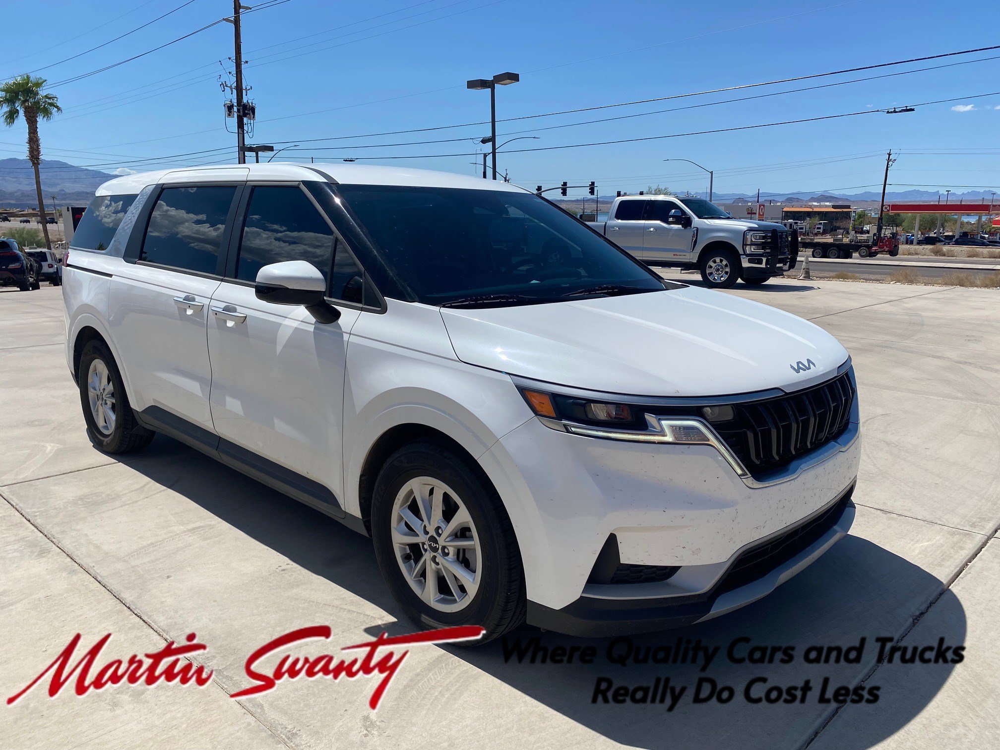 2022 Kia Carnival LX