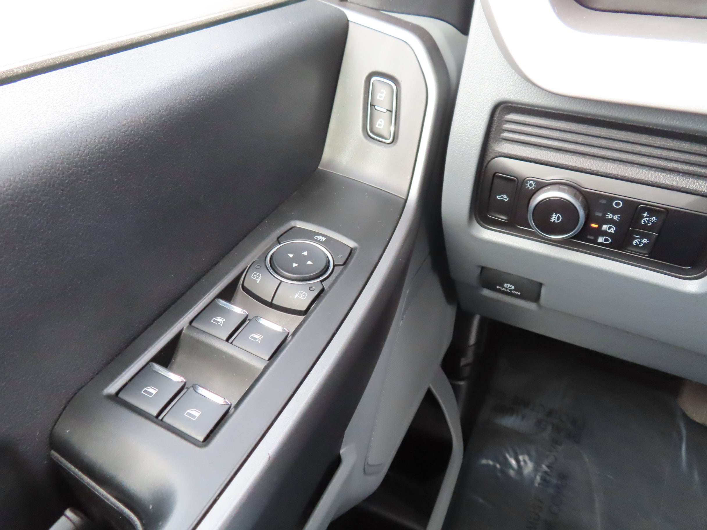 2026 Ford F-350 Super Duty XLT - Photo 21
