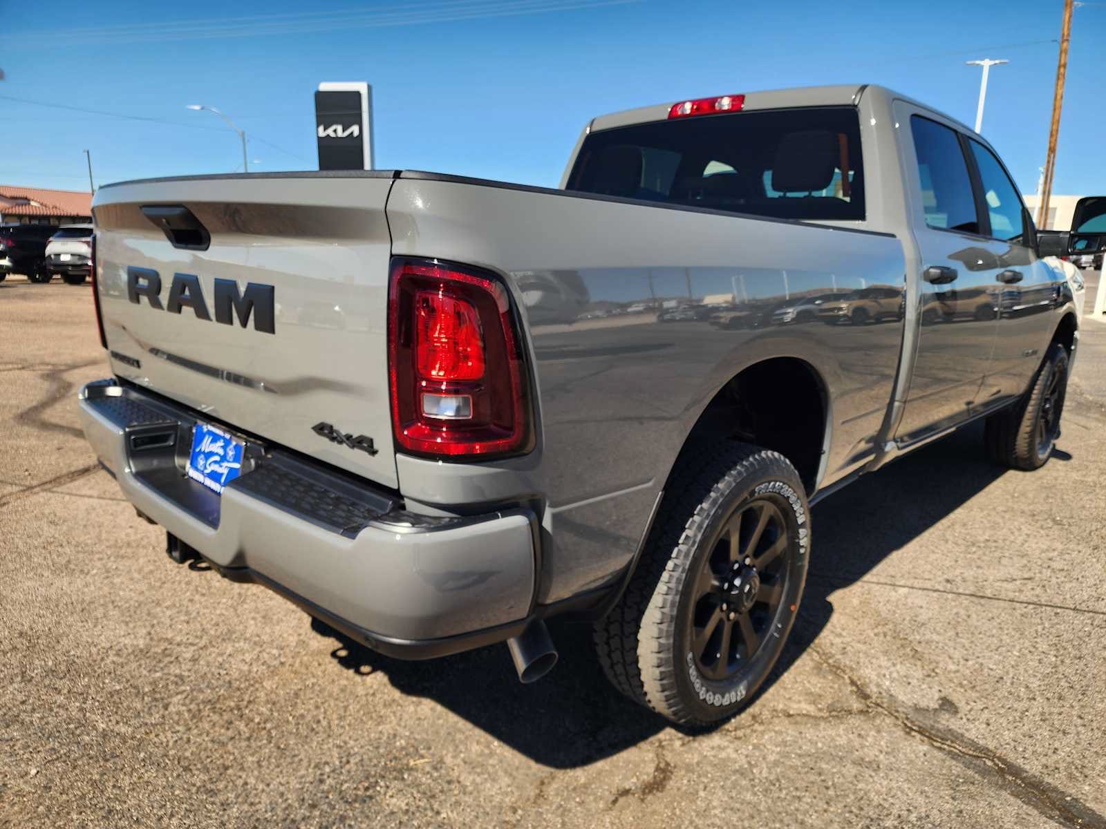2026 RAM 2500 Big Horn - Photo 6