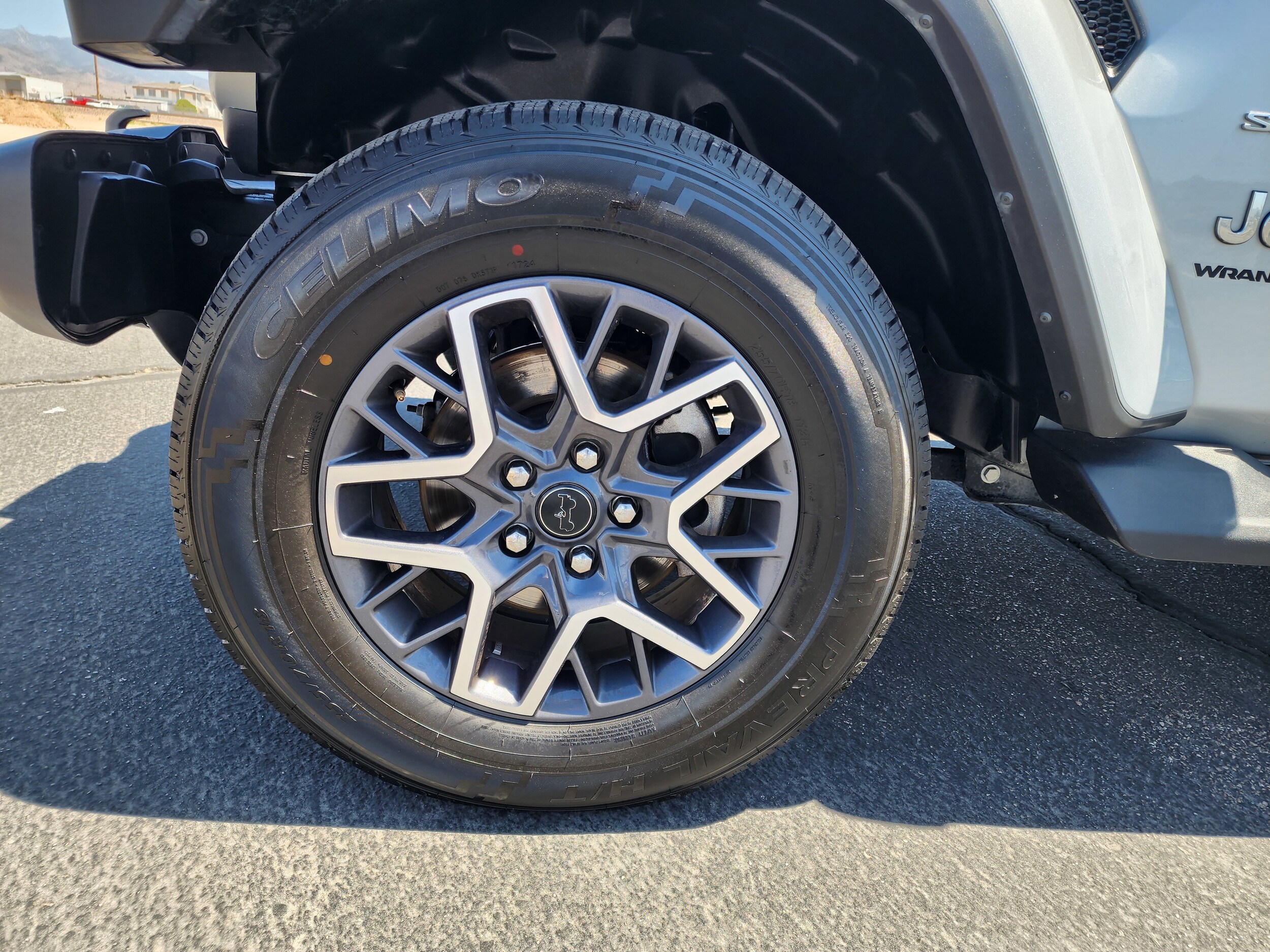 2024 Jeep Wrangler 4-Door Sahara - Photo 10