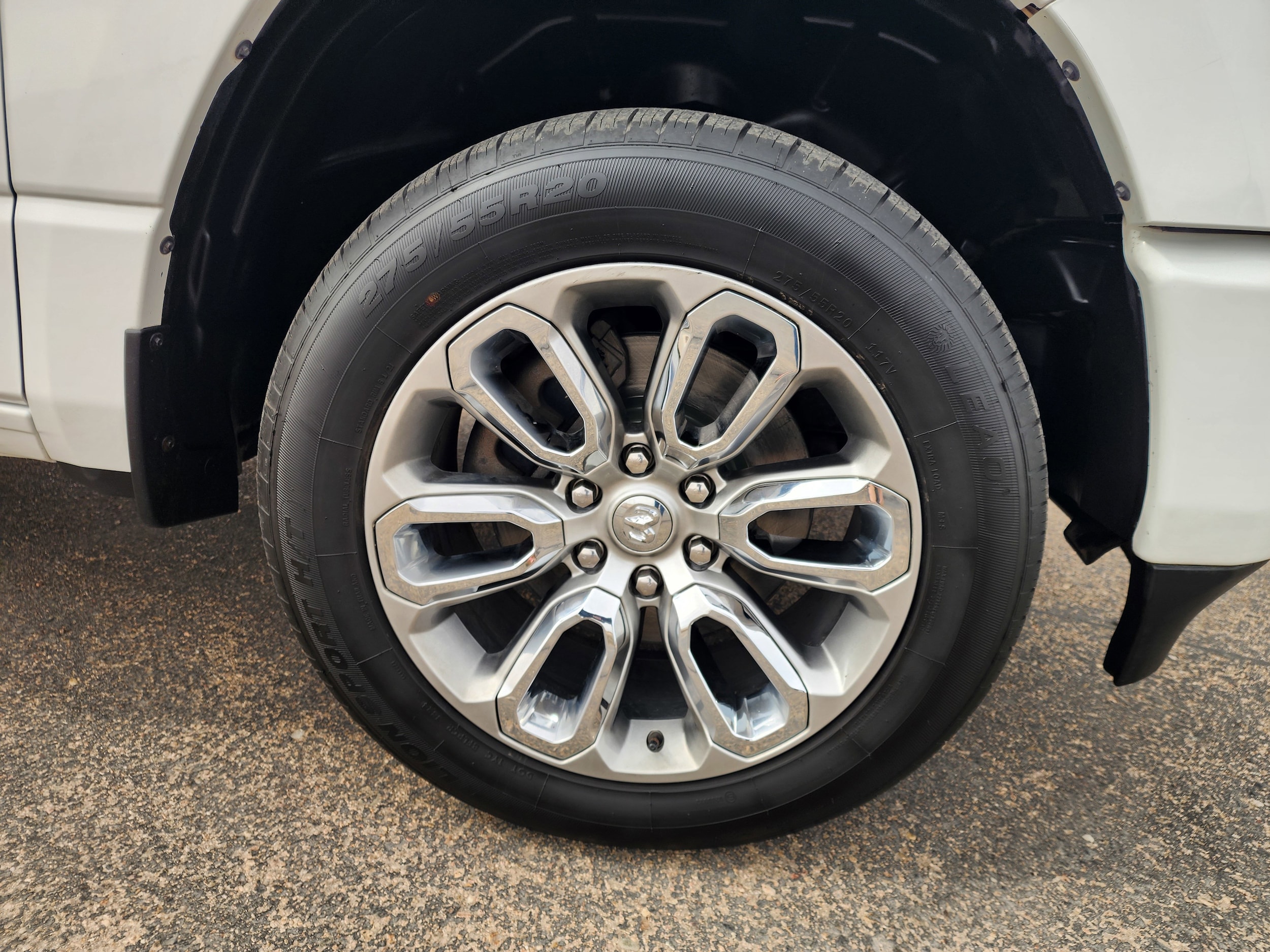 2023 RAM Ram 1500 Pickup Laramie - Photo 11