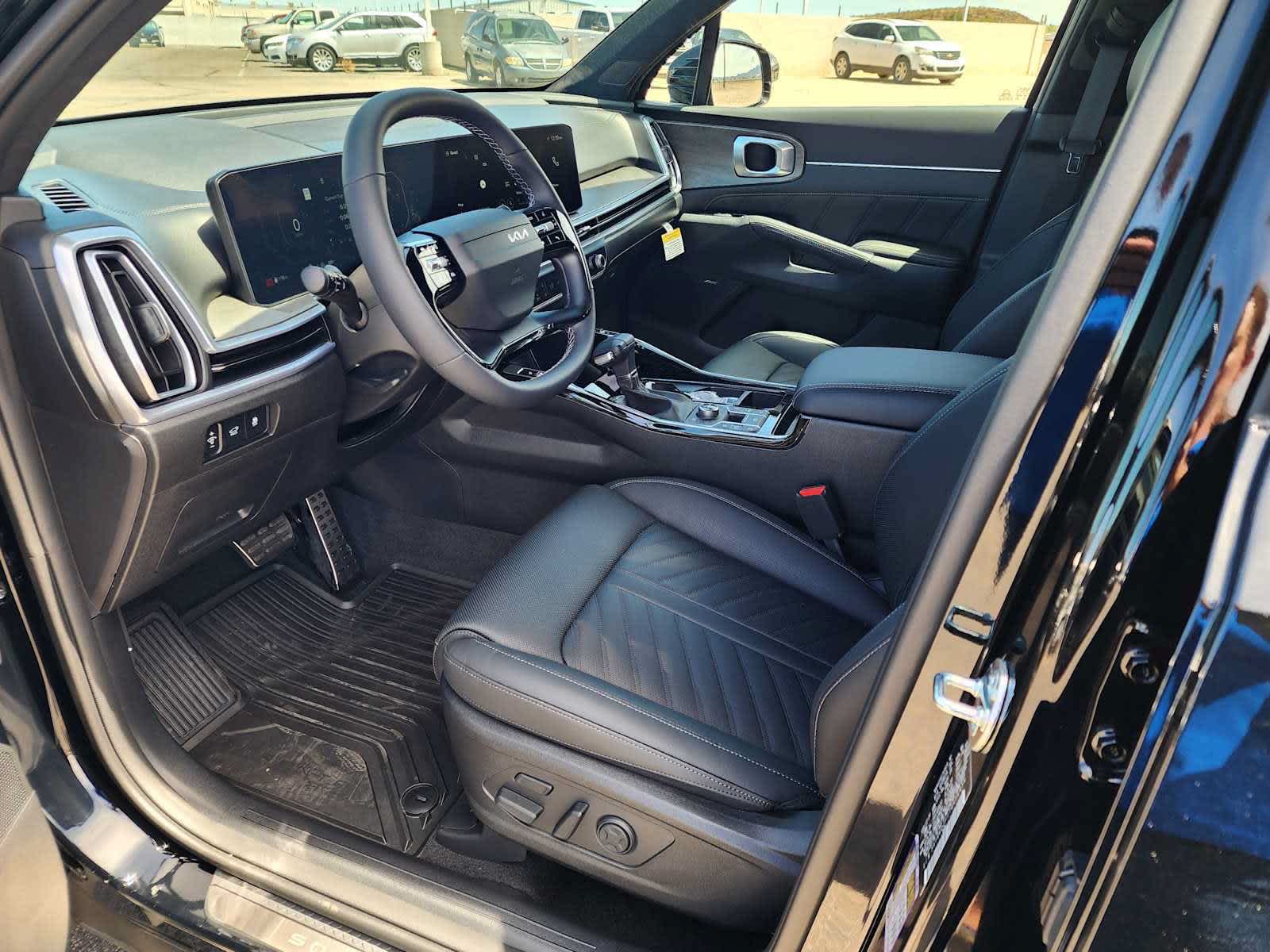2026 Kia Sorento X-Line SX Prestige - Photo 13