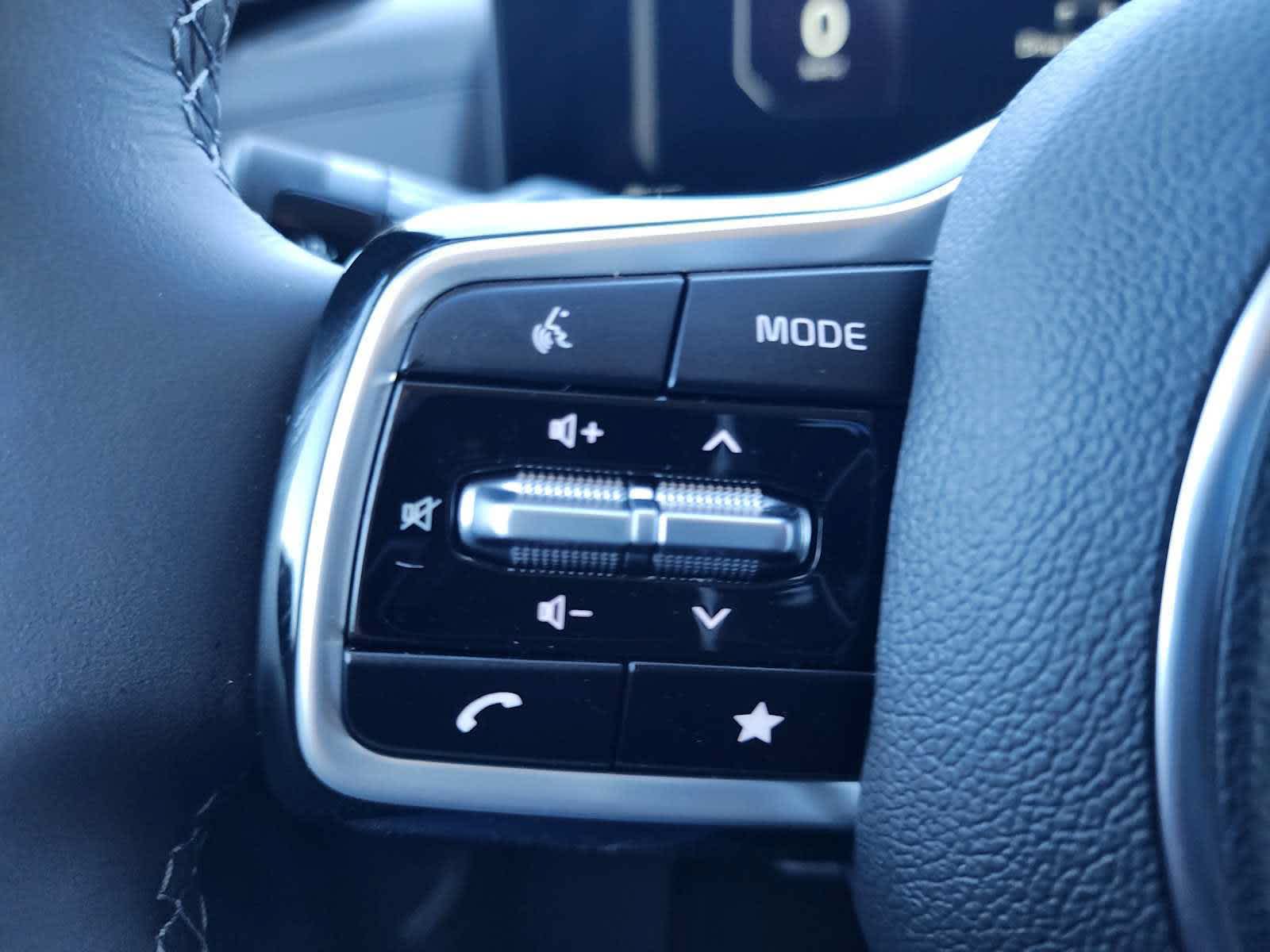 2026 Kia Carnival SX Prestige - Photo 17