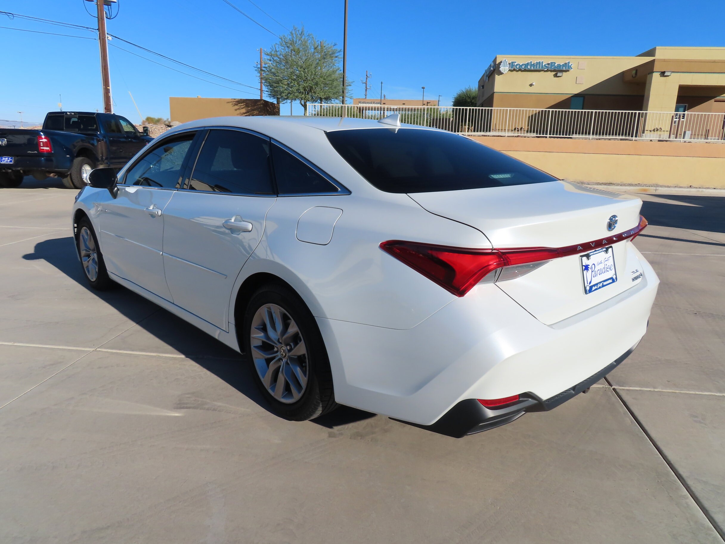 2021 Toyota Avalon XLE - Photo 7