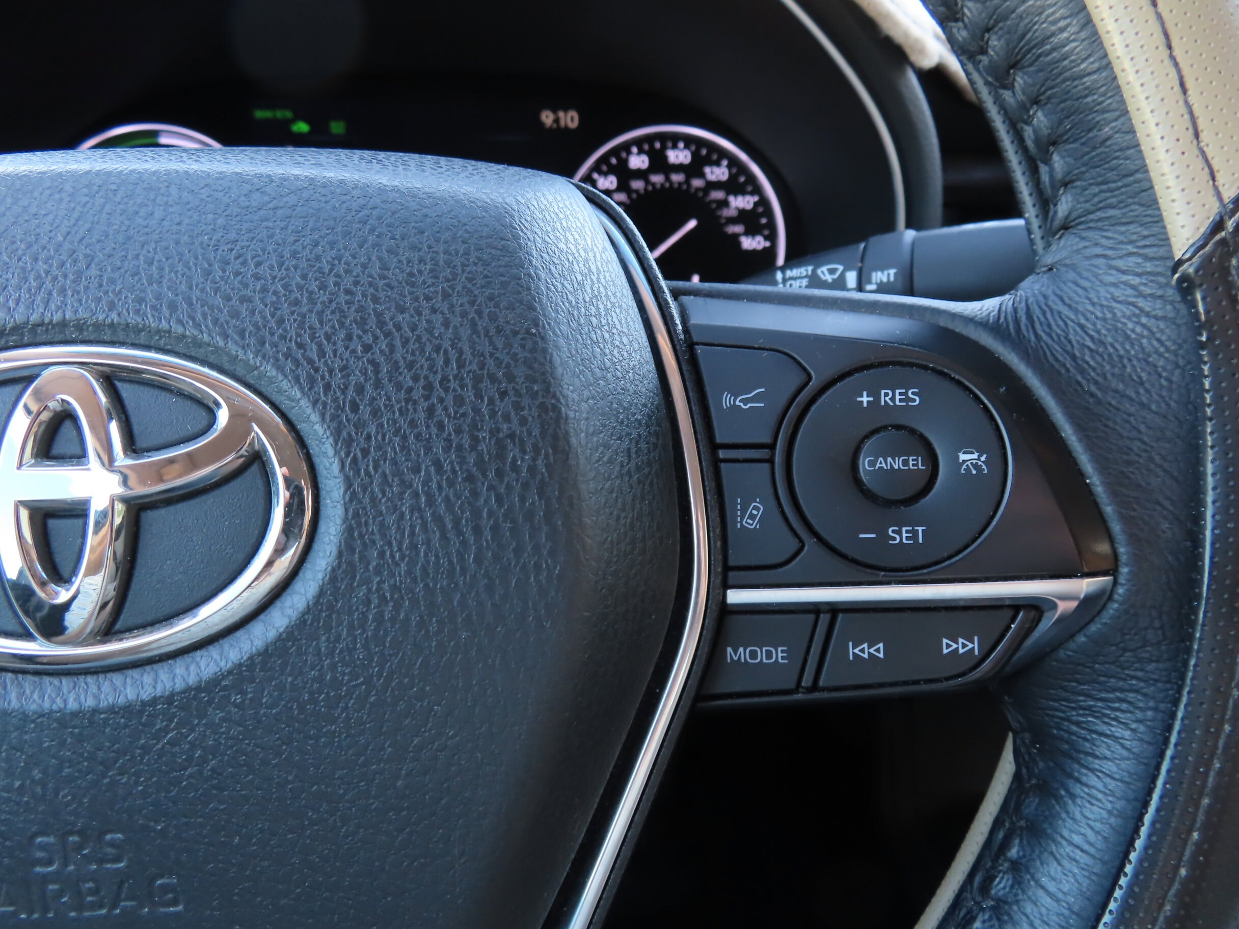 2021 Toyota Avalon XLE - Photo 21
