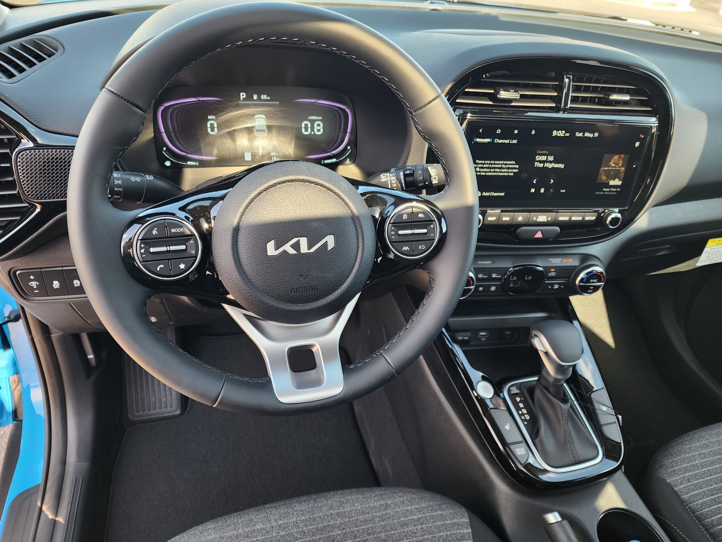 2025 Kia Soul EX photo 2