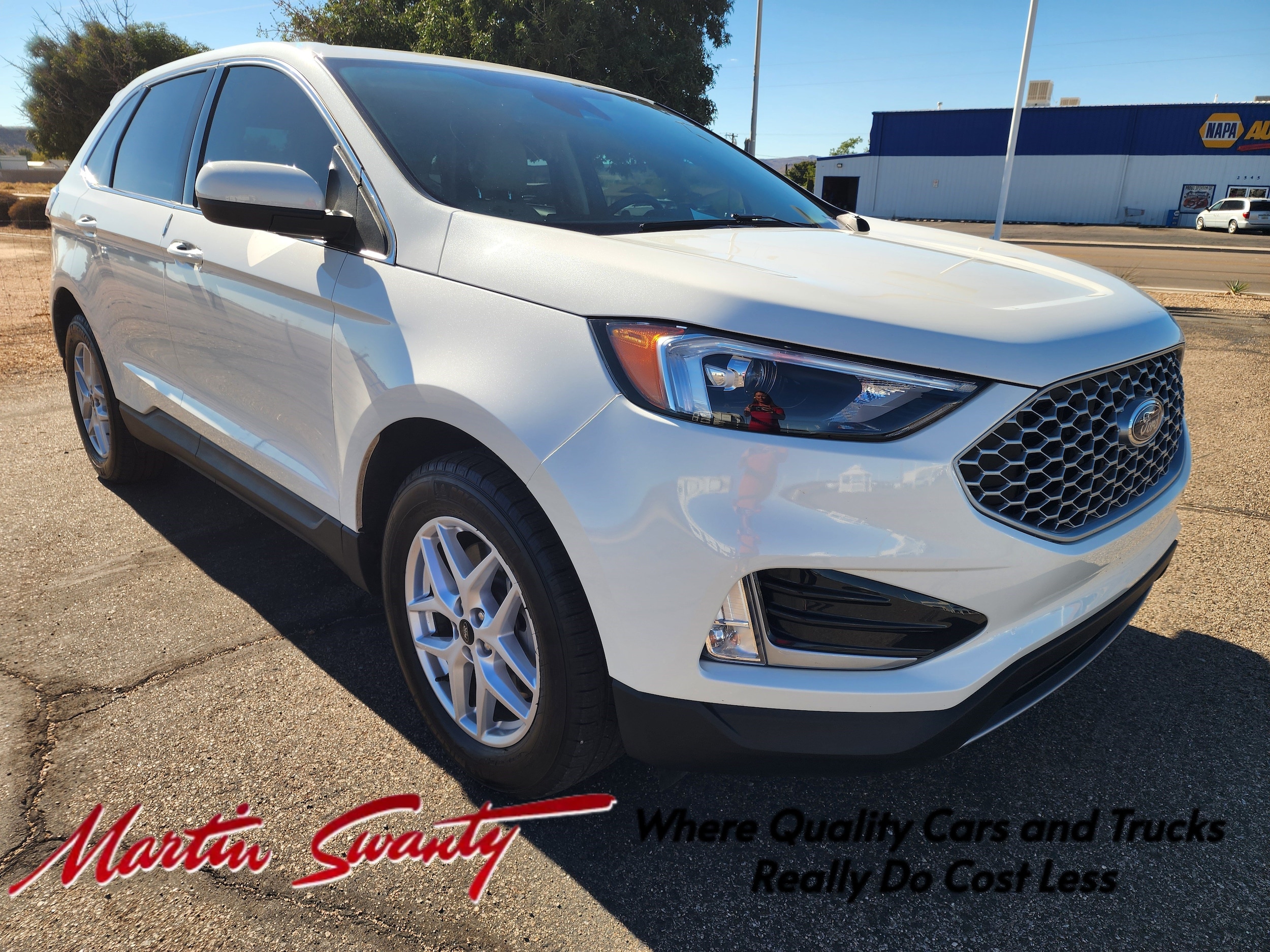 2023 Ford Edge